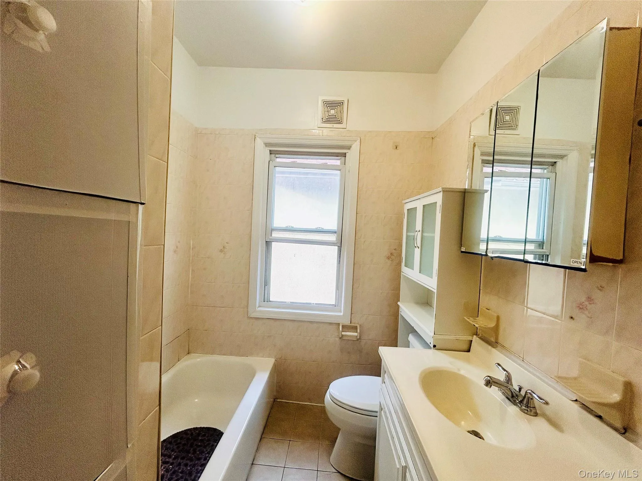 329 8th Street, New York, NY, 3 Bedroom Bedrooms, 5 Room Rooms,1 BathroomBathrooms,Residential Lease,For Rent,8th,0,1057772 329 8th Street, New York, NY, 3 Bedroom Bedrooms, 5 Room Rooms,1 BathroomBathrooms,Residential Lease,For Rent,8th,0,1057772