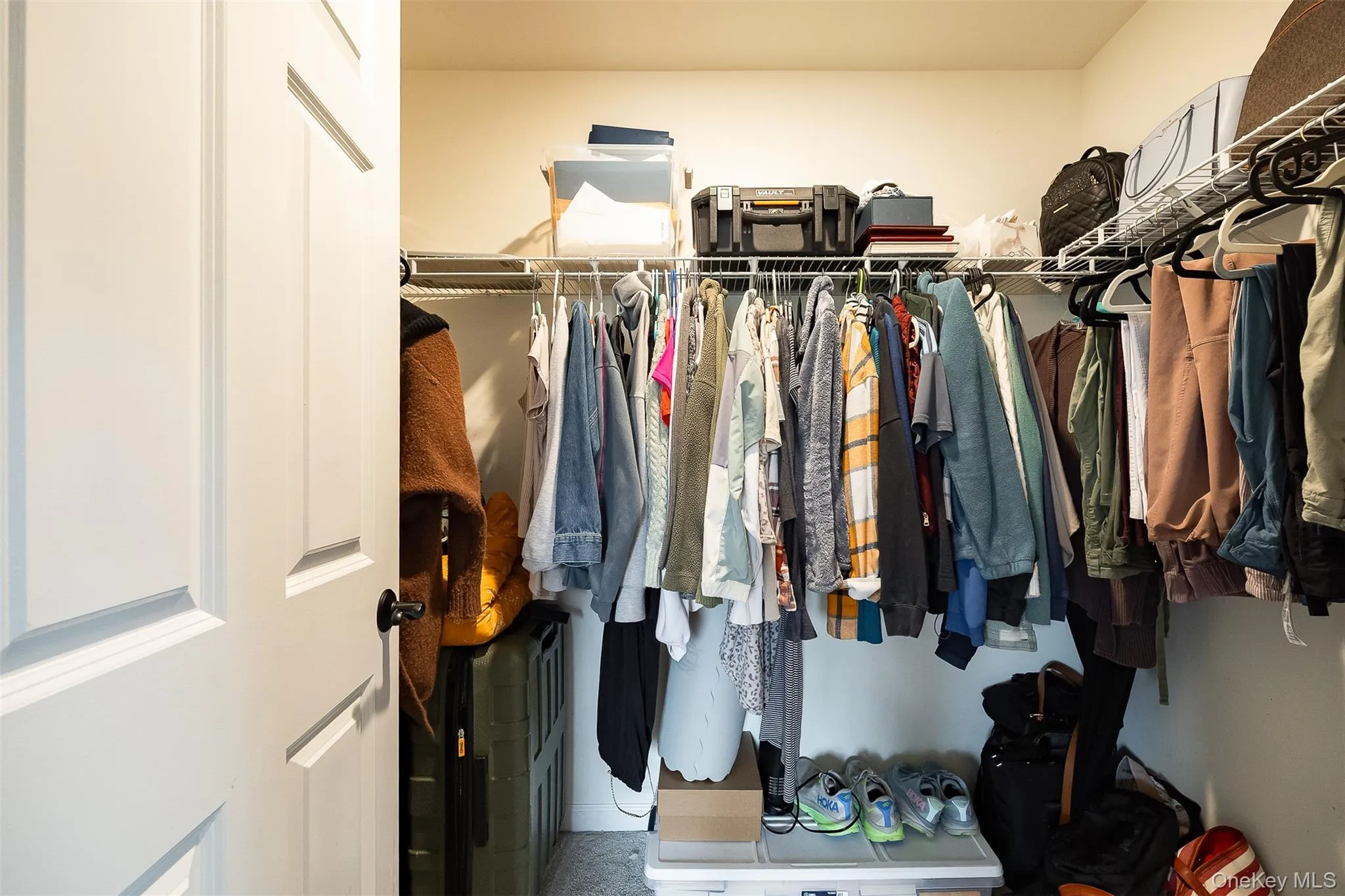 Walk in closet Walk in closet