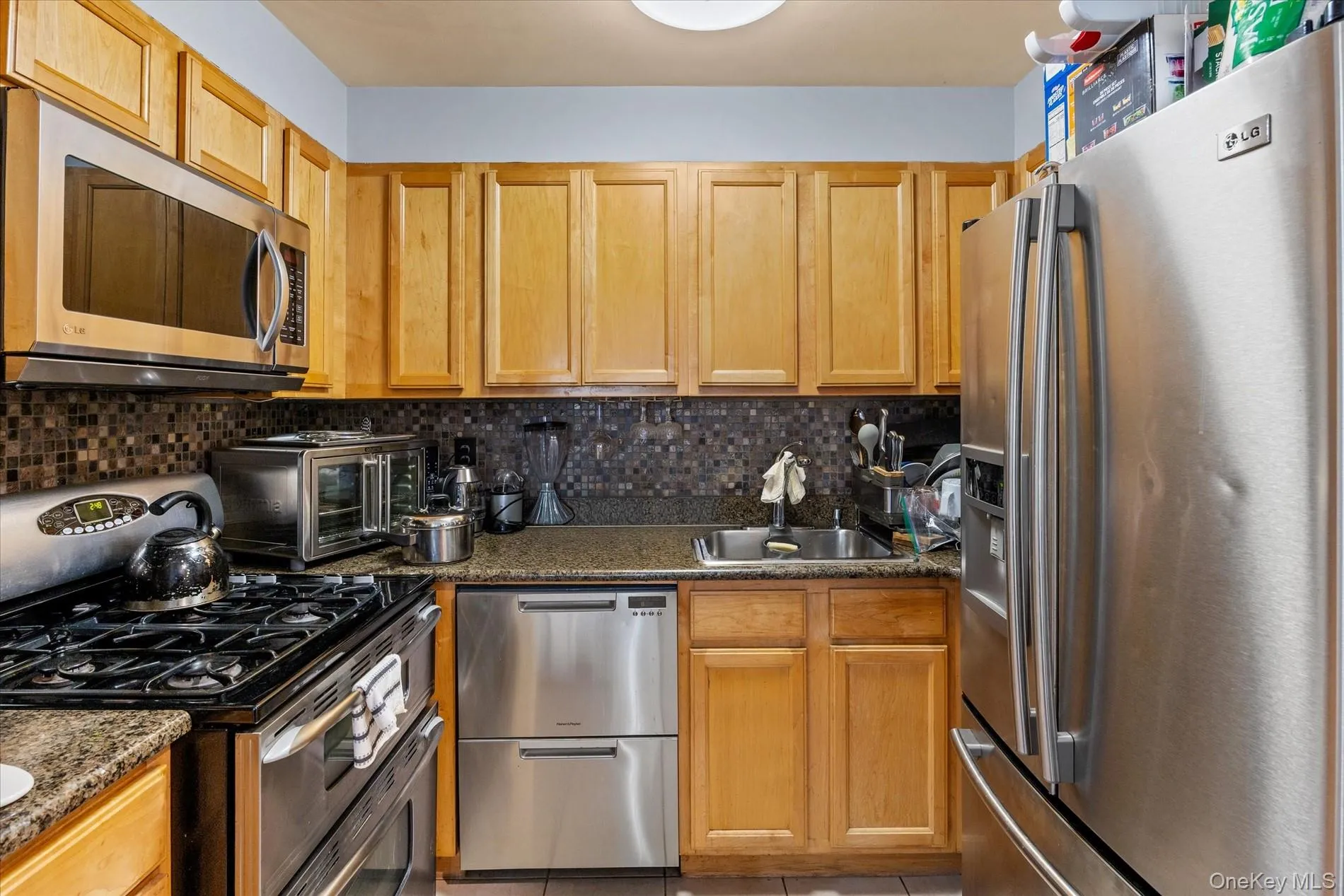118-82 Metropolitan Avenue, New York, NY, 2 Bedrooms Bedrooms, 4 Rooms Rooms,2 BathroomsBathrooms,Residential,For Rent,Metropolitan,0,1057788 118-82 Metropolitan Avenue, New York, NY, 2 Bedrooms Bedrooms, 4 Rooms Rooms,2 BathroomsBathrooms,Residential,For Rent,Metropolitan,0,1057788