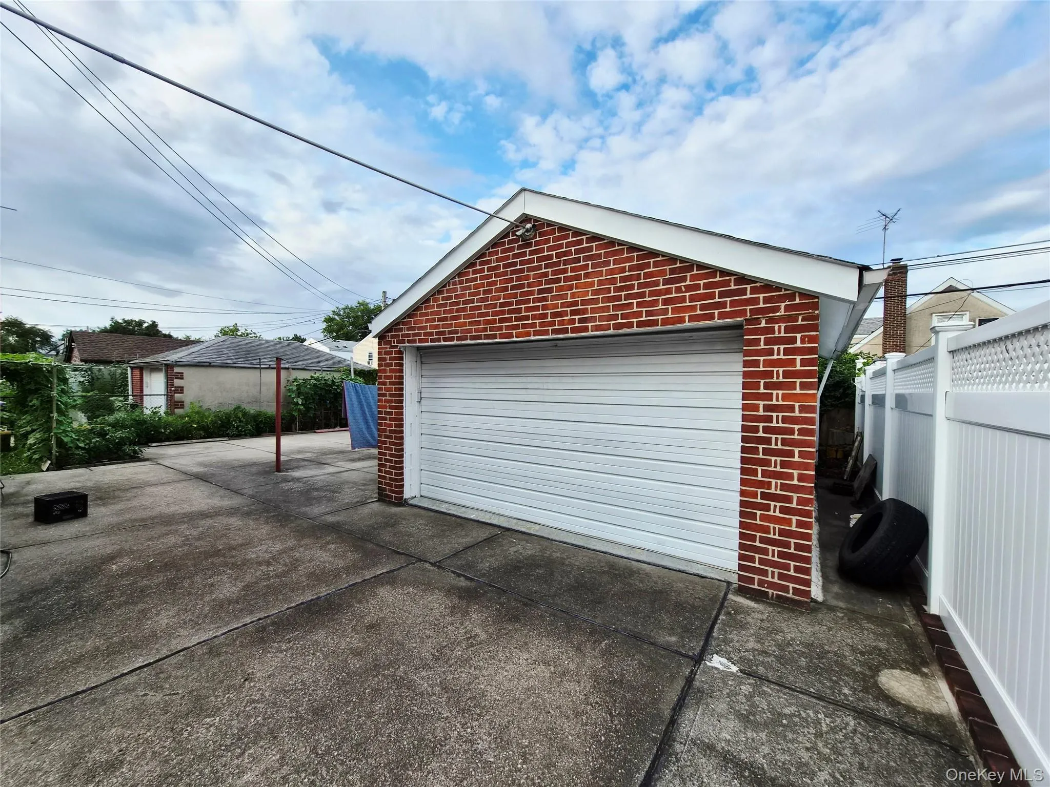 2 Car Garage 2 Car Garage