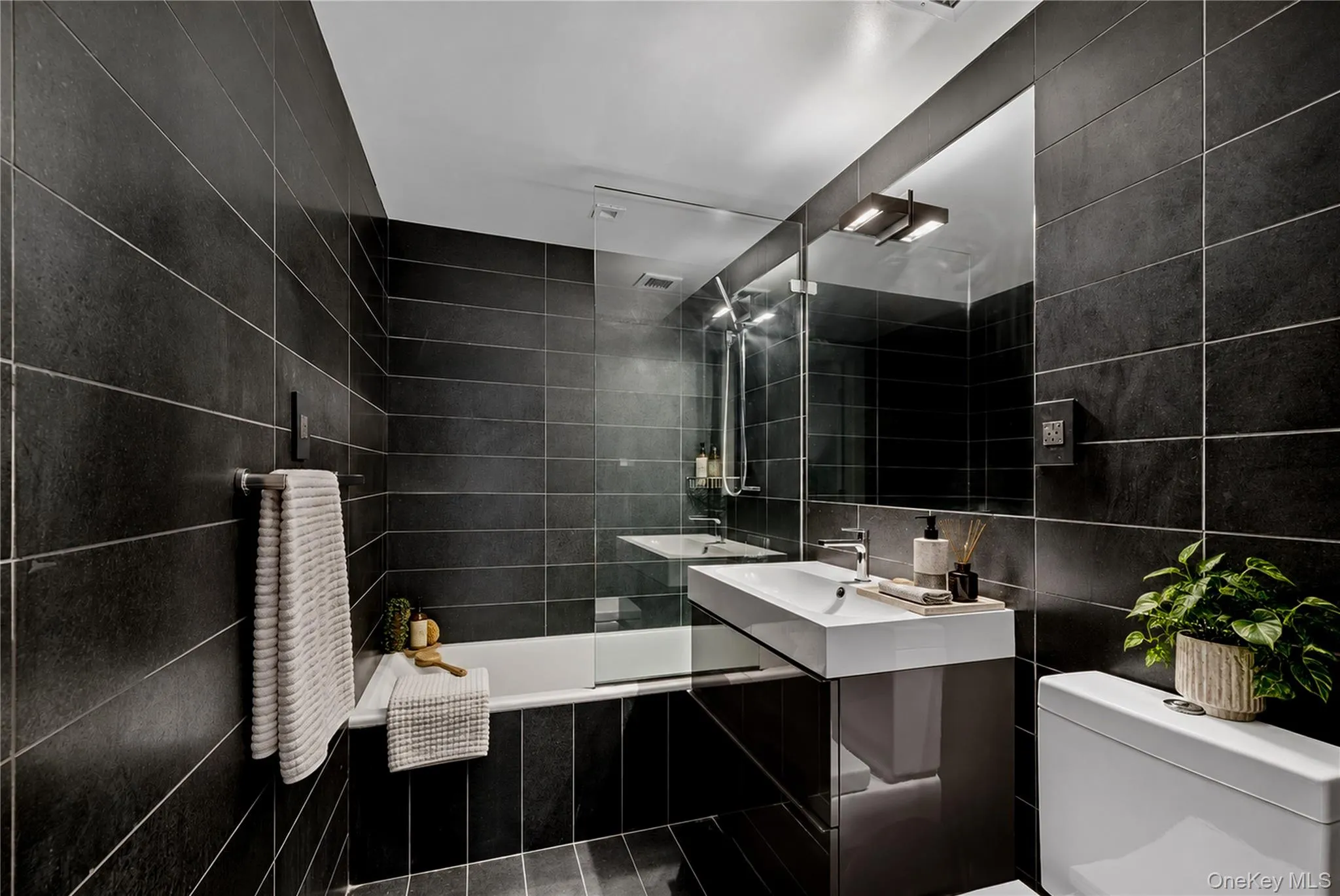 57 127th Street, New York, NY, 2 Bedrooms Bedrooms, 4 Rooms Rooms,2 BathroomsBathrooms,Residential,For Rent,127th,0,1057793 57 127th Street, New York, NY, 2 Bedrooms Bedrooms, 4 Rooms Rooms,2 BathroomsBathrooms,Residential,For Rent,127th,0,1057793