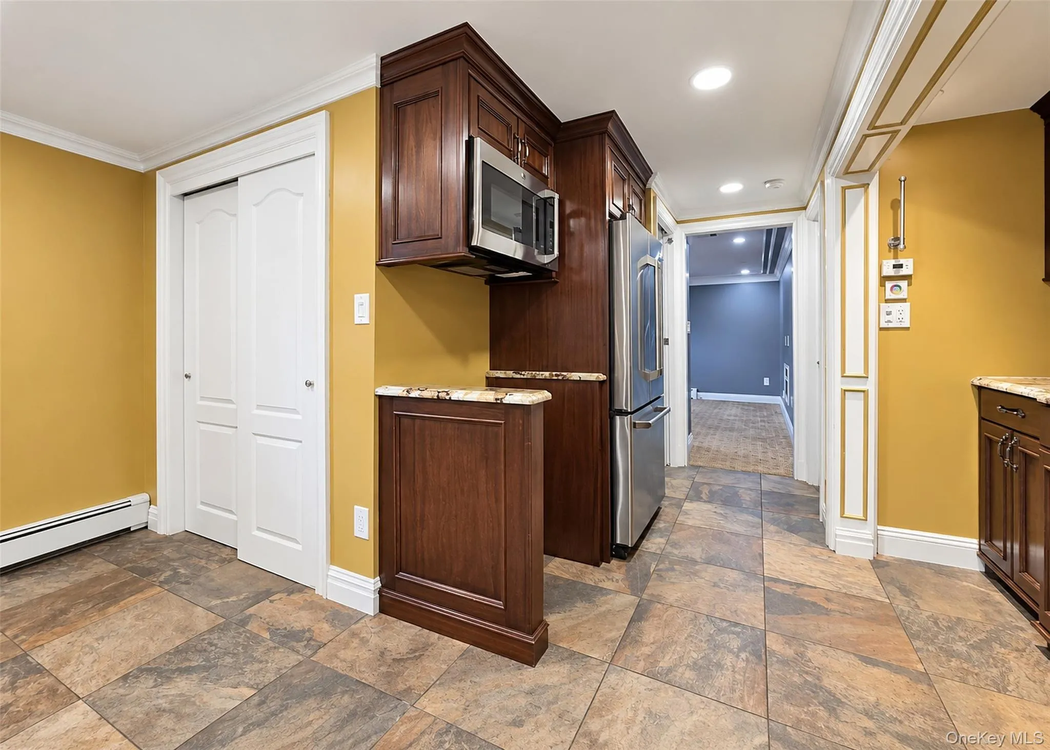685 Carlls Path, Babylon, NY, 5 Bedrooms Bedrooms, 11 Rooms Rooms,2 BathroomsBathrooms,Residential,For Rent,Carlls,0,1057794 685 Carlls Path, Babylon, NY, 5 Bedrooms Bedrooms, 11 Rooms Rooms,2 BathroomsBathrooms,Residential,For Rent,Carlls,0,1057794