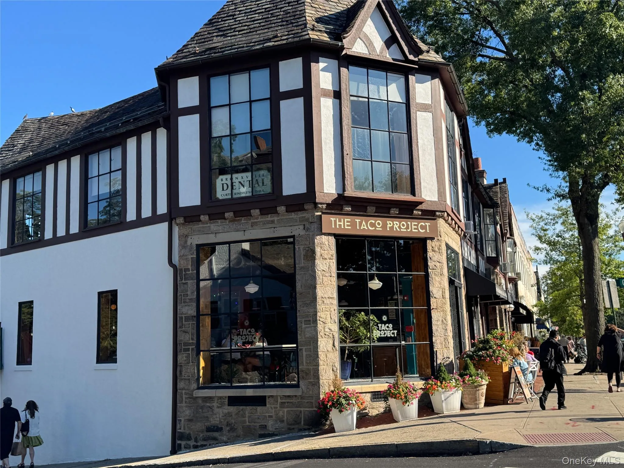 2 Bronxville Road, Yonkers, NY, 1 Bedroom Bedrooms, 4 Rooms Rooms,1 BathroomBathrooms,Residential,For Rent,Bronxville,0,1057796 2 Bronxville Road, Yonkers, NY, 1 Bedroom Bedrooms, 4 Rooms Rooms,1 BathroomBathrooms,Residential,For Rent,Bronxville,0,1057796