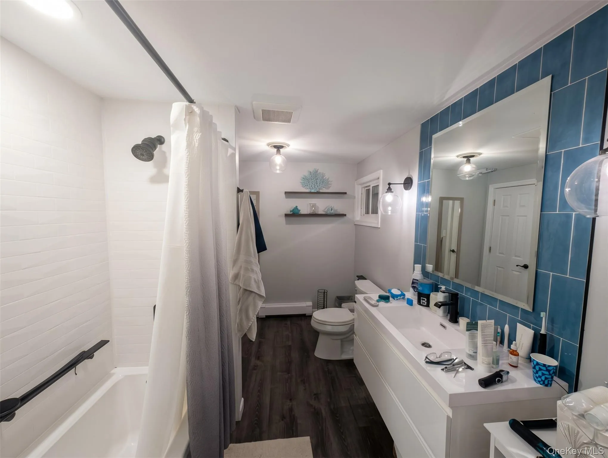 146 Rosemont Avenue, Brookhaven, NY, 3 Bedrooms Bedrooms, 7 Rooms Rooms,2 BathroomsBathrooms,Residential,For Rent,Rosemont,0,1057798 146 Rosemont Avenue, Brookhaven, NY, 3 Bedrooms Bedrooms, 7 Rooms Rooms,2 BathroomsBathrooms,Residential,For Rent,Rosemont,0,1057798