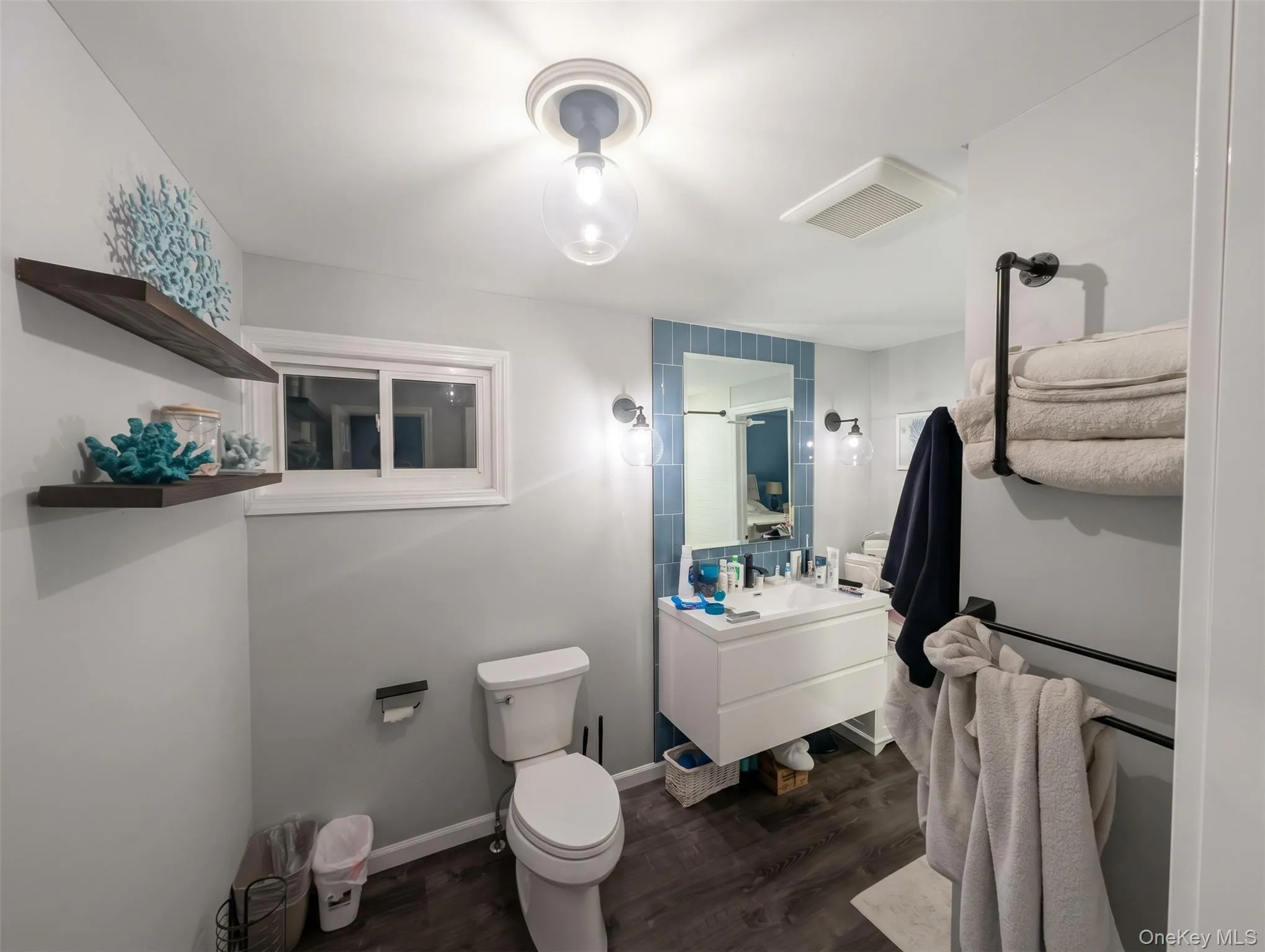 146 Rosemont Avenue, Brookhaven, NY, 3 Bedrooms Bedrooms, 7 Rooms Rooms,2 BathroomsBathrooms,Residential,For Rent,Rosemont,0,1057798 146 Rosemont Avenue, Brookhaven, NY, 3 Bedrooms Bedrooms, 7 Rooms Rooms,2 BathroomsBathrooms,Residential,For Rent,Rosemont,0,1057798