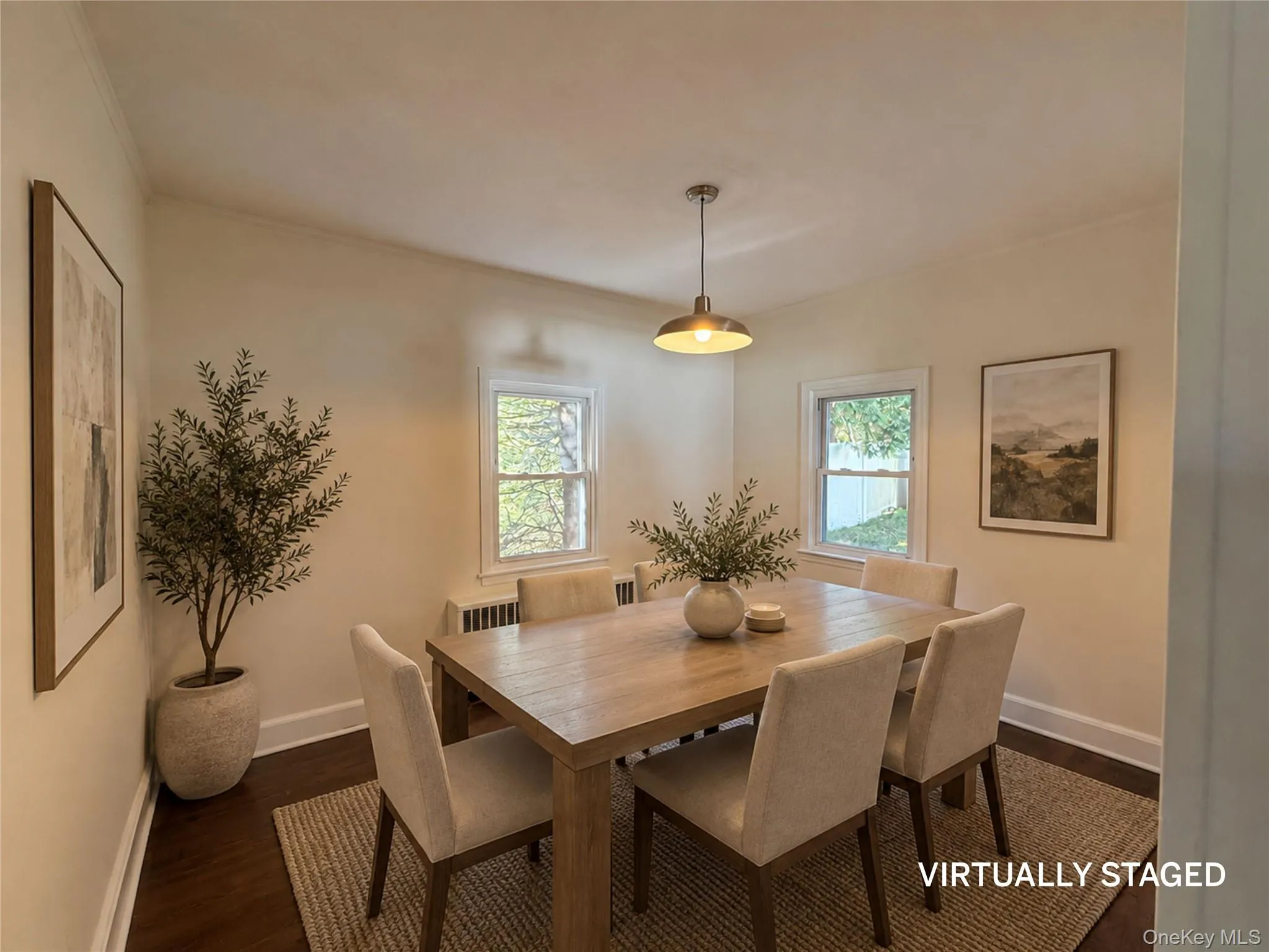 VIRTUALLY STAGED Dining room VIRTUALLY STAGED Dining room