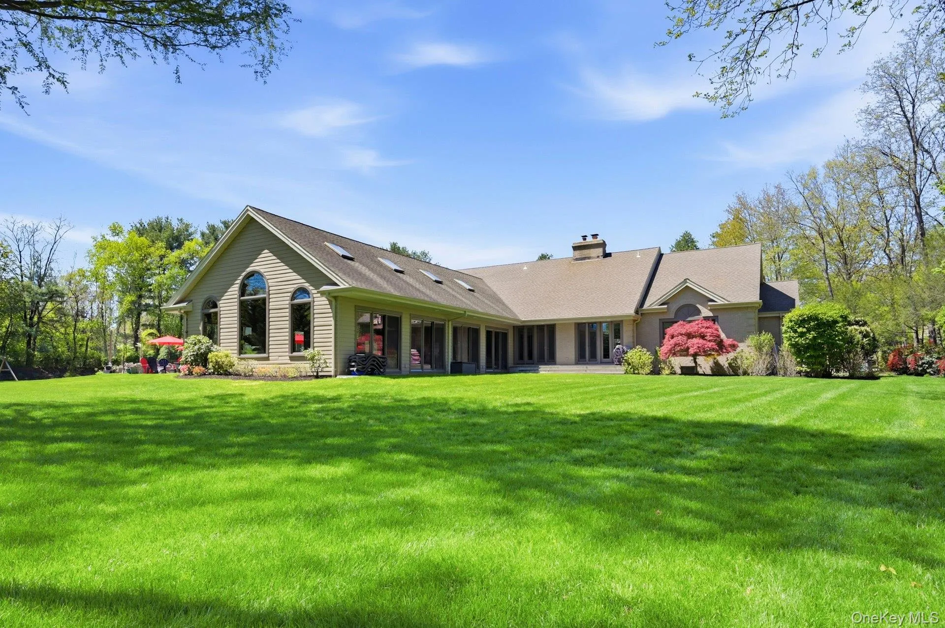 10 Fox Meadow Lane, Huntington, NY, 5 Bedrooms Bedrooms, 12 Rooms Rooms,5 BathroomsBathrooms,Residential,For Rent,Fox Meadow,0,1057801 10 Fox Meadow Lane, Huntington, NY, 5 Bedrooms Bedrooms, 12 Rooms Rooms,5 BathroomsBathrooms,Residential,For Rent,Fox Meadow,0,1057801