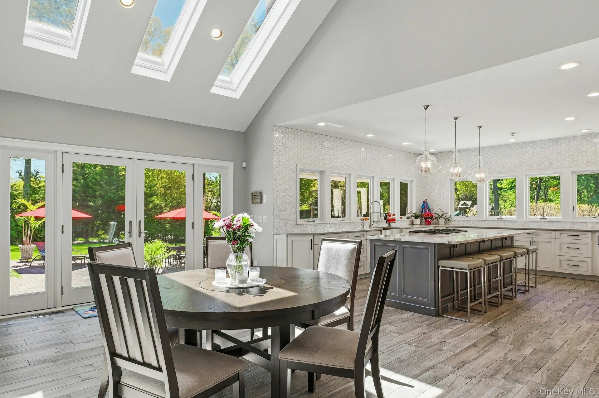 10 Fox Meadow Lane, Huntington, NY, 5 Bedrooms Bedrooms, 12 Rooms Rooms,5 BathroomsBathrooms,Residential,For Rent,Fox Meadow,0,1057801 10 Fox Meadow Lane, Huntington, NY, 5 Bedrooms Bedrooms, 12 Rooms Rooms,5 BathroomsBathrooms,Residential,For Rent,Fox Meadow,0,1057801