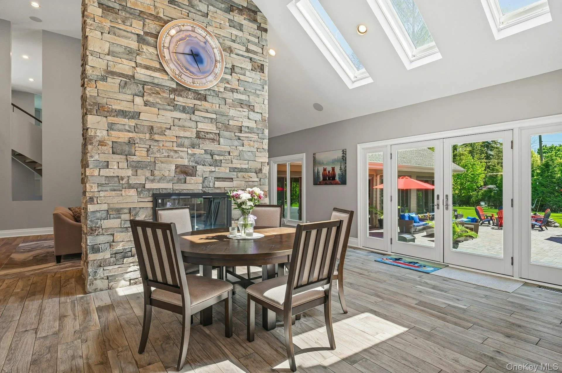 10 Fox Meadow Lane, Huntington, NY, 5 Bedrooms Bedrooms, 12 Rooms Rooms,5 BathroomsBathrooms,Residential,For Rent,Fox Meadow,0,1057801 10 Fox Meadow Lane, Huntington, NY, 5 Bedrooms Bedrooms, 12 Rooms Rooms,5 BathroomsBathrooms,Residential,For Rent,Fox Meadow,0,1057801
