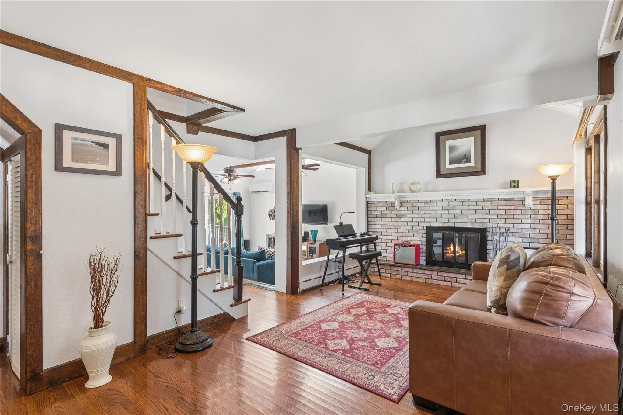 2171 Washington Street, Hempstead, NY, 3 Bedrooms Bedrooms, 8 Rooms Rooms,2 BathroomsBathrooms,Residential Lease,For Rent,Washington,0,1057803 2171 Washington Street, Hempstead, NY, 3 Bedrooms Bedrooms, 8 Rooms Rooms,2 BathroomsBathrooms,Residential Lease,For Rent,Washington,0,1057803