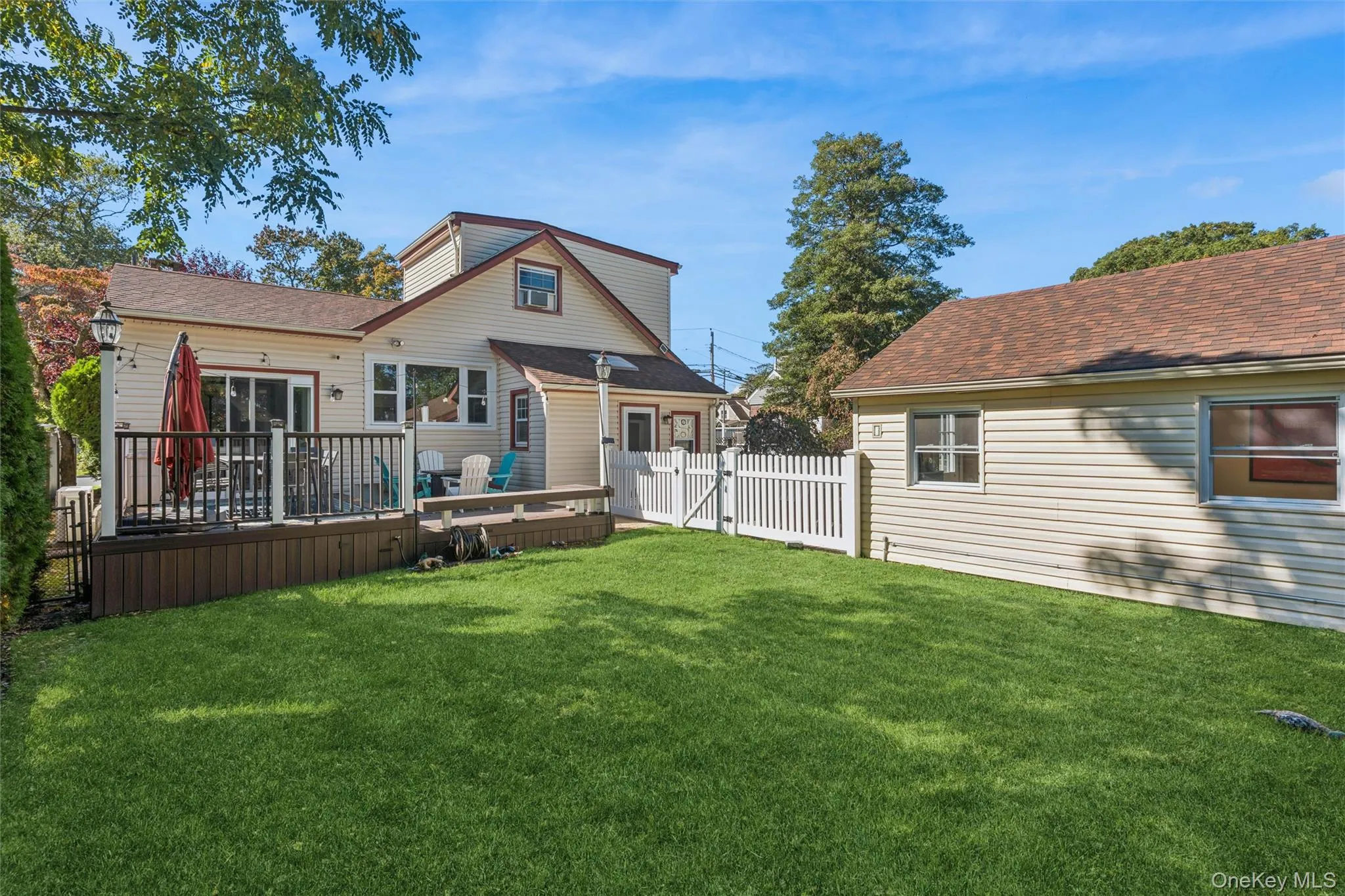 2171 Washington Street, Hempstead, NY, 3 Bedrooms Bedrooms, 8 Rooms Rooms,2 BathroomsBathrooms,Residential Lease,For Rent,Washington,0,1057803 2171 Washington Street, Hempstead, NY, 3 Bedrooms Bedrooms, 8 Rooms Rooms,2 BathroomsBathrooms,Residential Lease,For Rent,Washington,0,1057803