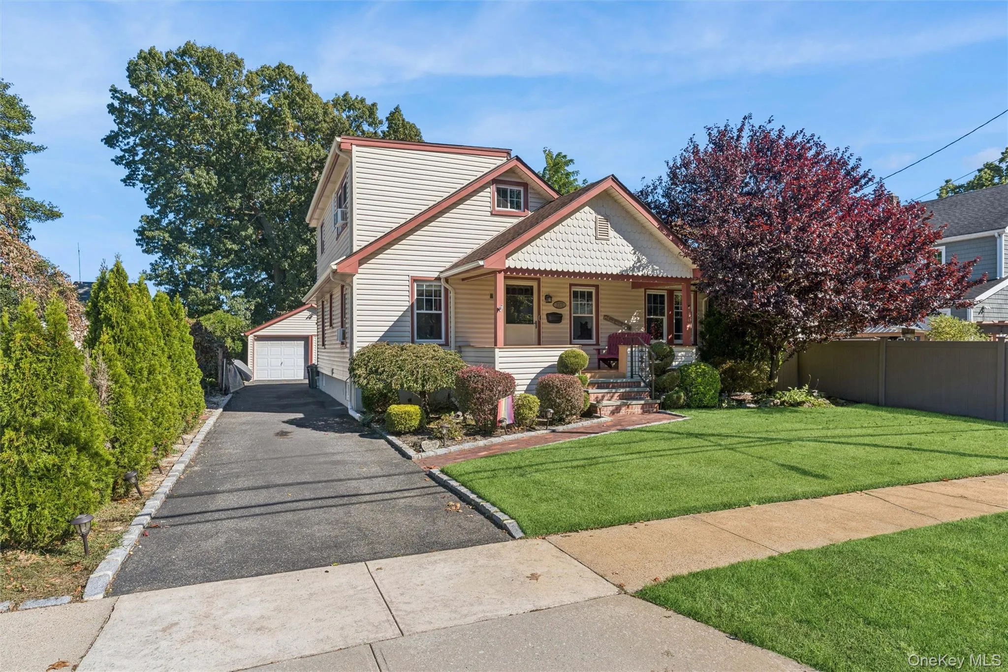 2171 Washington Street, Hempstead, NY, 3 Bedrooms Bedrooms, 8 Rooms Rooms,2 BathroomsBathrooms,Residential Lease,For Rent,Washington,0,1057803 2171 Washington Street, Hempstead, NY, 3 Bedrooms Bedrooms, 8 Rooms Rooms,2 BathroomsBathrooms,Residential Lease,For Rent,Washington,0,1057803