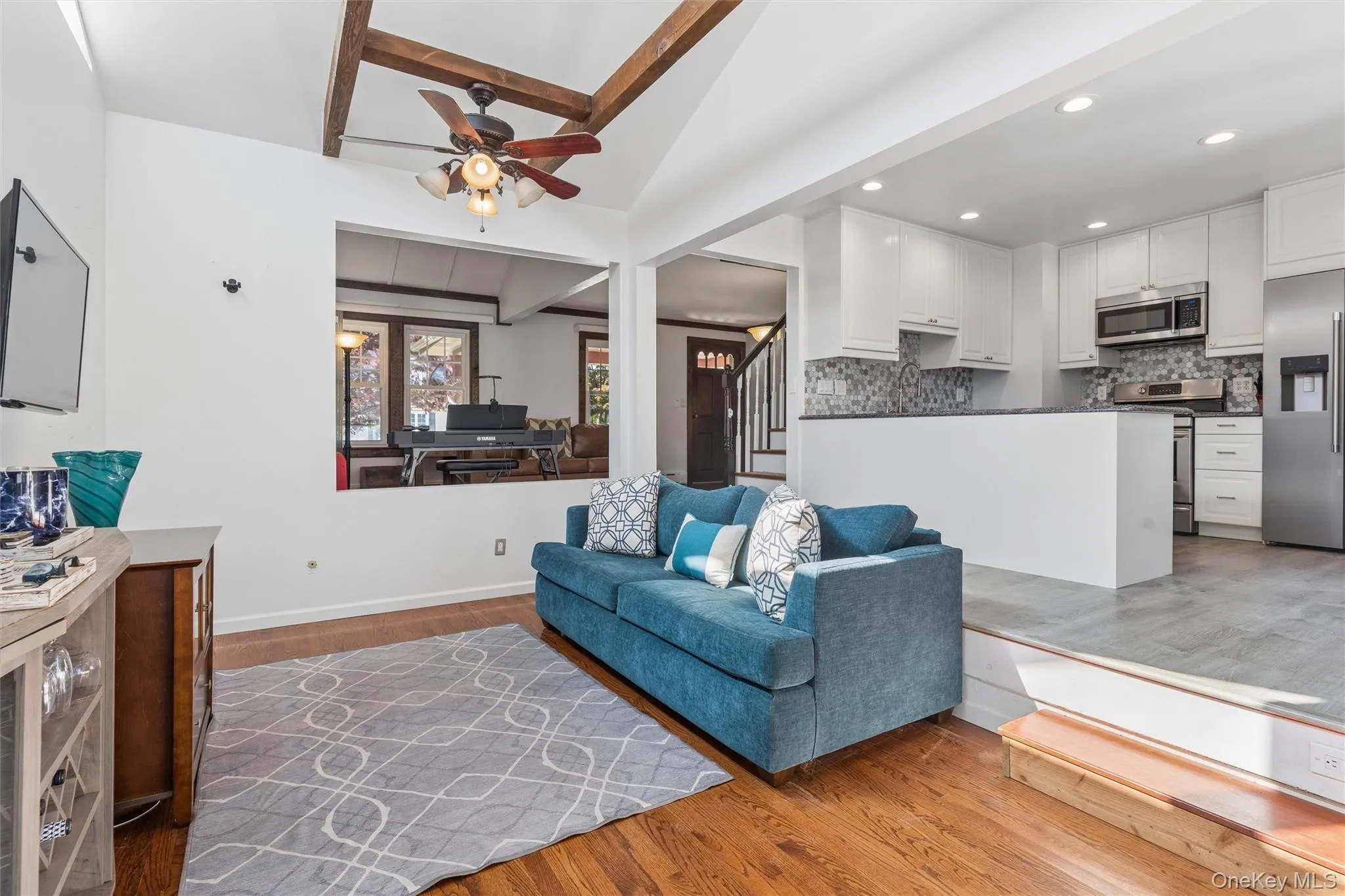 2171 Washington Street, Hempstead, NY, 3 Bedrooms Bedrooms, 8 Rooms Rooms,2 BathroomsBathrooms,Residential Lease,For Rent,Washington,0,1057803 2171 Washington Street, Hempstead, NY, 3 Bedrooms Bedrooms, 8 Rooms Rooms,2 BathroomsBathrooms,Residential Lease,For Rent,Washington,0,1057803