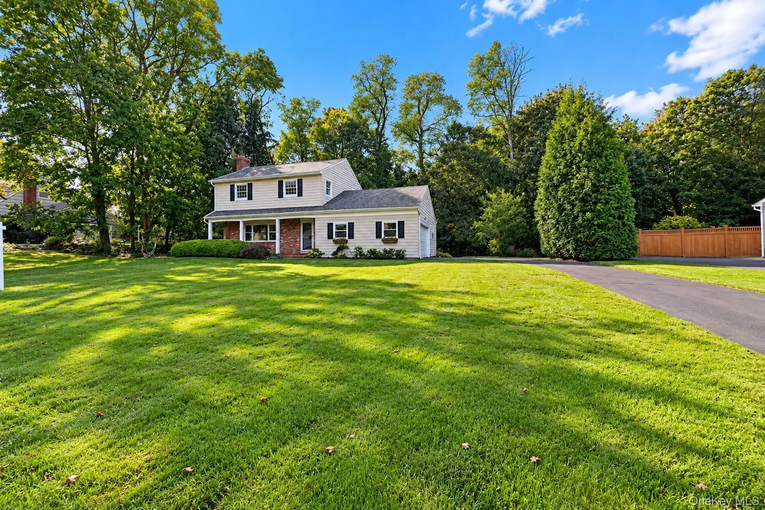 2 Salem Drive, Brookhaven, NY, 3 Bedrooms Bedrooms, 8 Rooms Rooms,2 BathroomsBathrooms,Residential,For Rent,Salem,0,1057808 2 Salem Drive, Brookhaven, NY, 3 Bedrooms Bedrooms, 8 Rooms Rooms,2 BathroomsBathrooms,Residential,For Rent,Salem,0,1057808