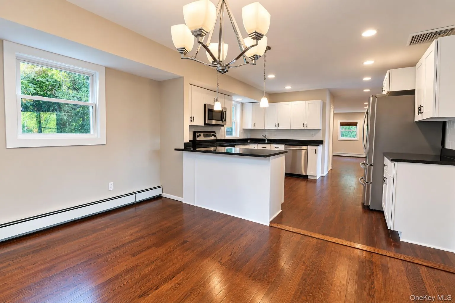 2 Salem Drive, Brookhaven, NY, 3 Bedrooms Bedrooms, 8 Rooms Rooms,2 BathroomsBathrooms,Residential,For Rent,Salem,0,1057808 2 Salem Drive, Brookhaven, NY, 3 Bedrooms Bedrooms, 8 Rooms Rooms,2 BathroomsBathrooms,Residential,For Rent,Salem,0,1057808