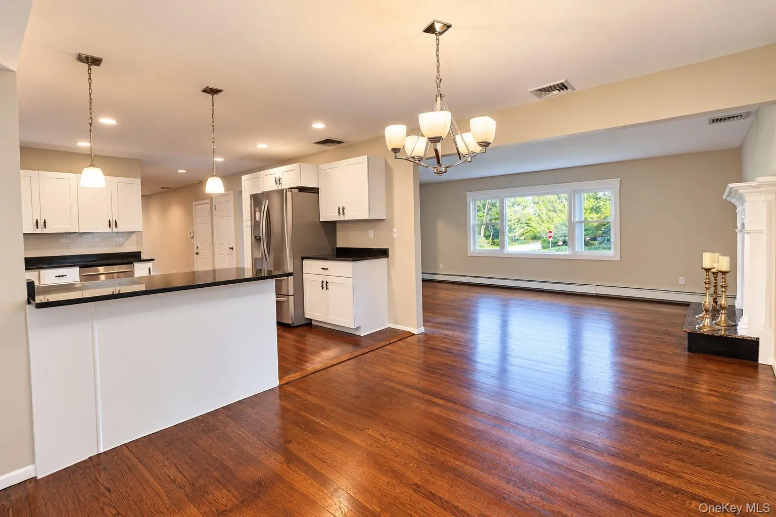 2 Salem Drive, Brookhaven, NY, 3 Bedrooms Bedrooms, 8 Rooms Rooms,2 BathroomsBathrooms,Residential,For Rent,Salem,0,1057808 2 Salem Drive, Brookhaven, NY, 3 Bedrooms Bedrooms, 8 Rooms Rooms,2 BathroomsBathrooms,Residential,For Rent,Salem,0,1057808