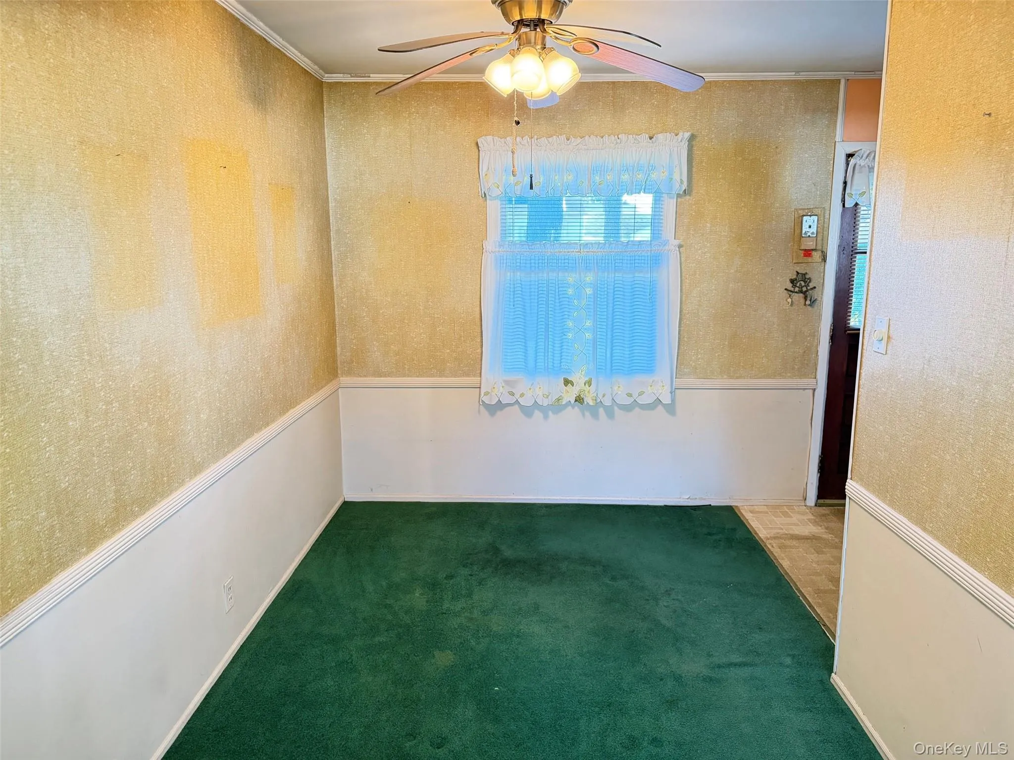 46 Midwood Avenue, Oyster Bay, NY, 4 Bedrooms Bedrooms, 7 Rooms Rooms,1 BathroomBathrooms,Residential,For Rent,Midwood,0,1057810 46 Midwood Avenue, Oyster Bay, NY, 4 Bedrooms Bedrooms, 7 Rooms Rooms,1 BathroomBathrooms,Residential,For Rent,Midwood,0,1057810