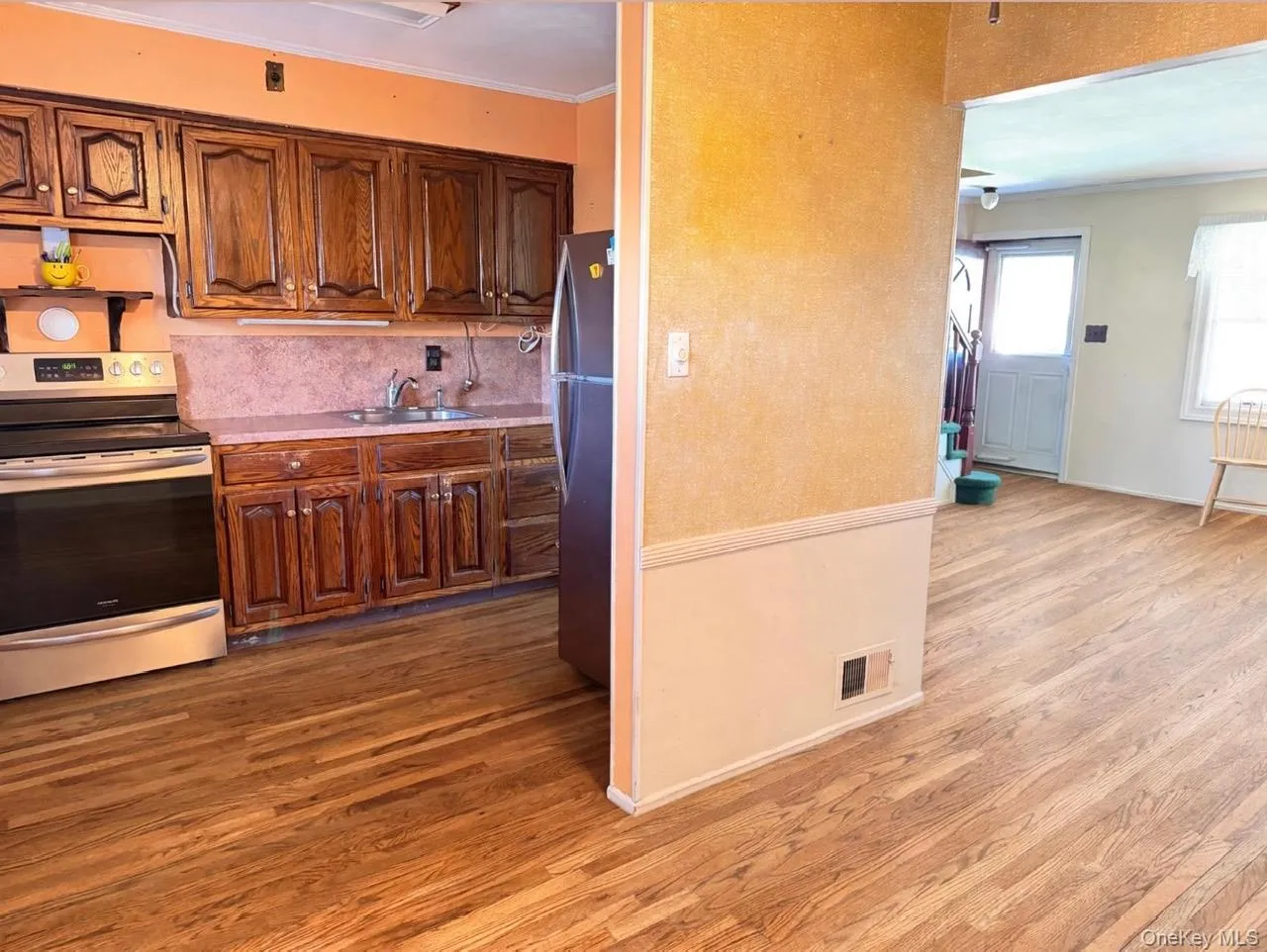 Picture has been digitally enhanced to remove carpets Picture has been digitally enhanced to remove carpets