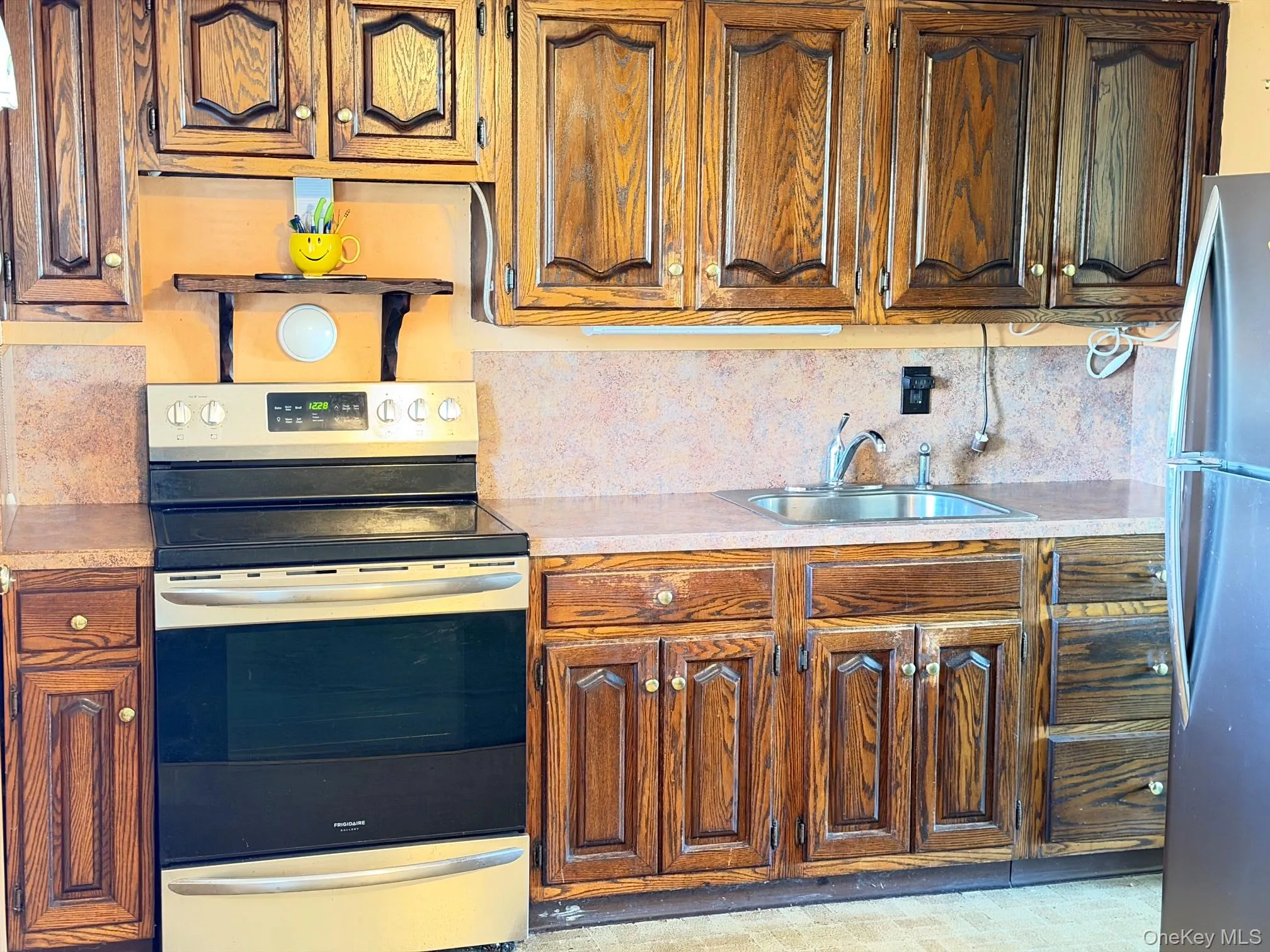 46 Midwood Avenue, Oyster Bay, NY, 4 Bedrooms Bedrooms, 7 Rooms Rooms,1 BathroomBathrooms,Residential,For Rent,Midwood,0,1057810 46 Midwood Avenue, Oyster Bay, NY, 4 Bedrooms Bedrooms, 7 Rooms Rooms,1 BathroomBathrooms,Residential,For Rent,Midwood,0,1057810