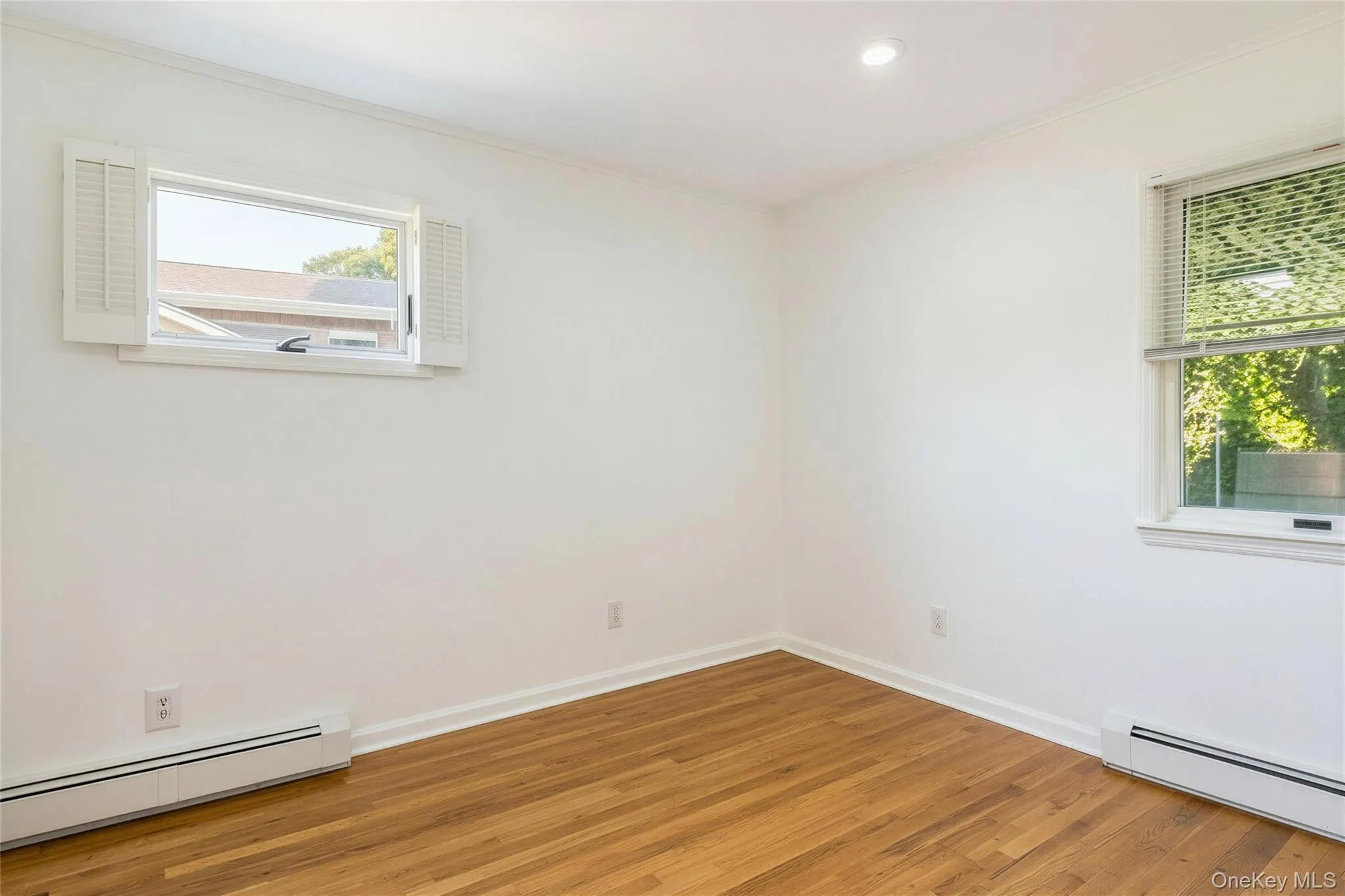 19 Lakewood Avenue, Southampton, NY, 3 Bedrooms Bedrooms, 6 Rooms Rooms,2 BathroomsBathrooms,Residential Lease,For Rent,Lakewood,0,1057818 19 Lakewood Avenue, Southampton, NY, 3 Bedrooms Bedrooms, 6 Rooms Rooms,2 BathroomsBathrooms,Residential Lease,For Rent,Lakewood,0,1057818