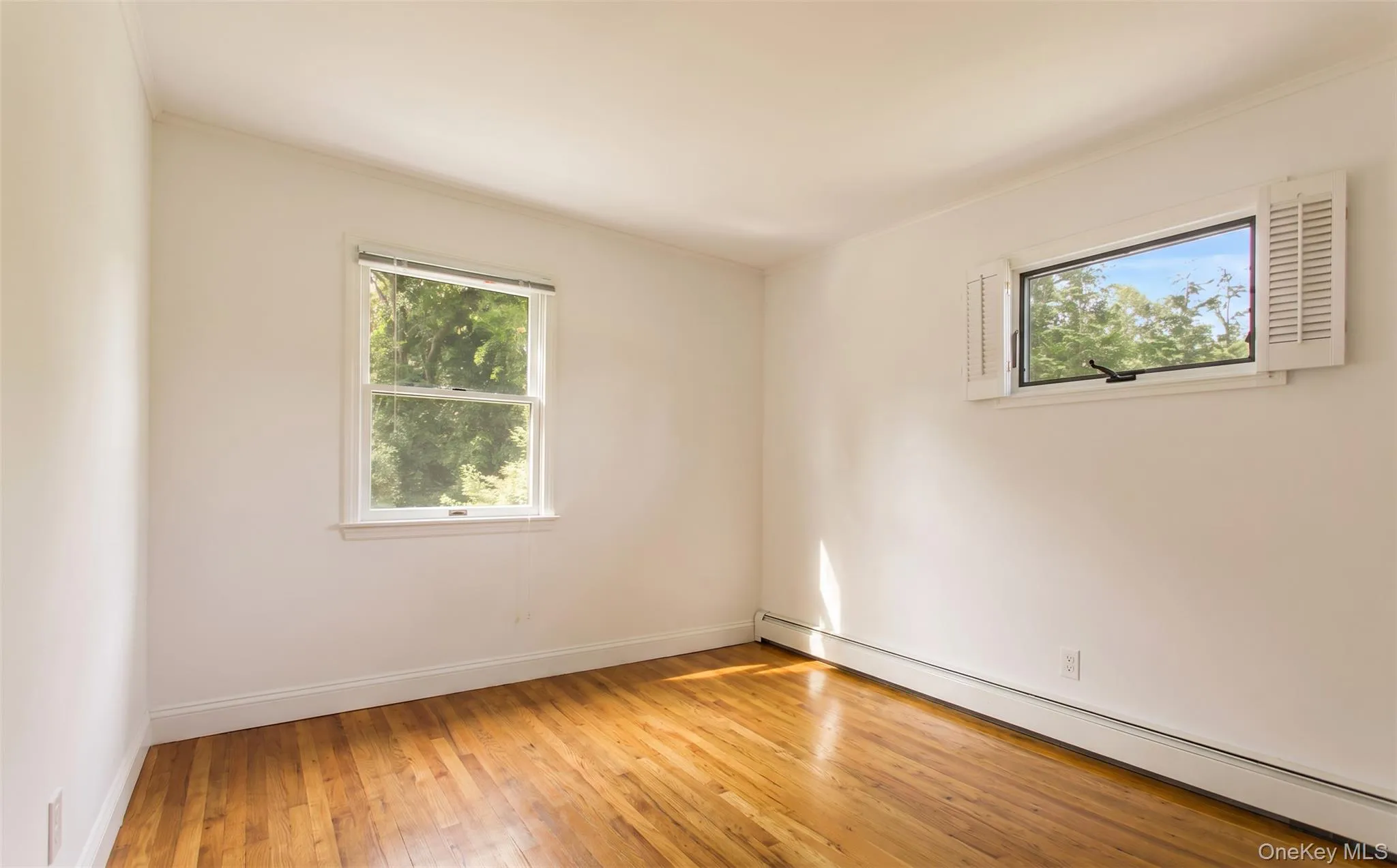 19 Lakewood Avenue, Southampton, NY, 3 Bedrooms Bedrooms, 6 Rooms Rooms,2 BathroomsBathrooms,Residential Lease,For Rent,Lakewood,0,1057818 19 Lakewood Avenue, Southampton, NY, 3 Bedrooms Bedrooms, 6 Rooms Rooms,2 BathroomsBathrooms,Residential Lease,For Rent,Lakewood,0,1057818