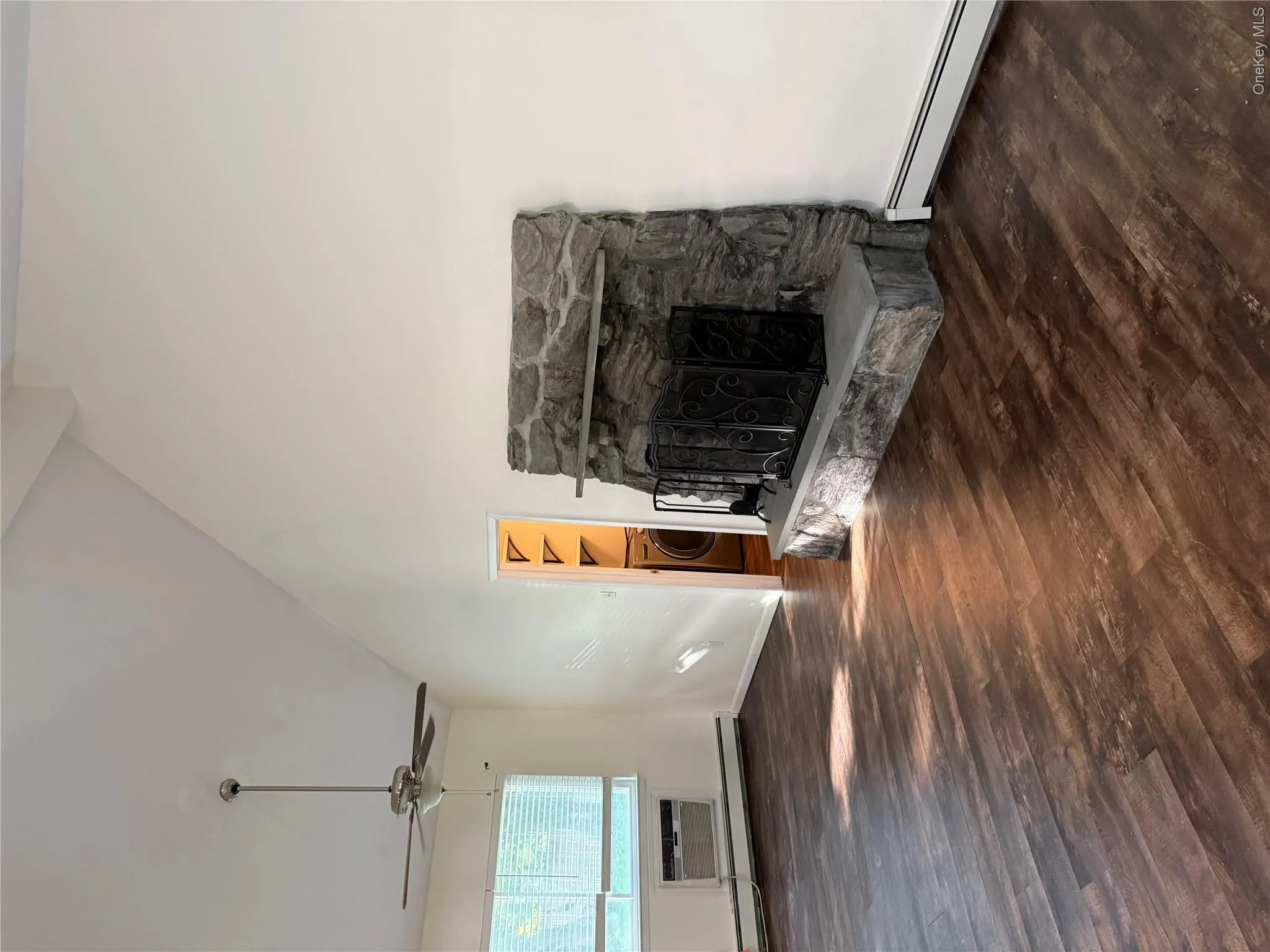 9 Stratford Road, Brookhaven, NY, 3 Bedroom Bedrooms, 8 Room Rooms,1 BathroomBathrooms,Residential Lease,For Rent,Stratford,0,1057824 9 Stratford Road, Brookhaven, NY, 3 Bedroom Bedrooms, 8 Room Rooms,1 BathroomBathrooms,Residential Lease,For Rent,Stratford,0,1057824