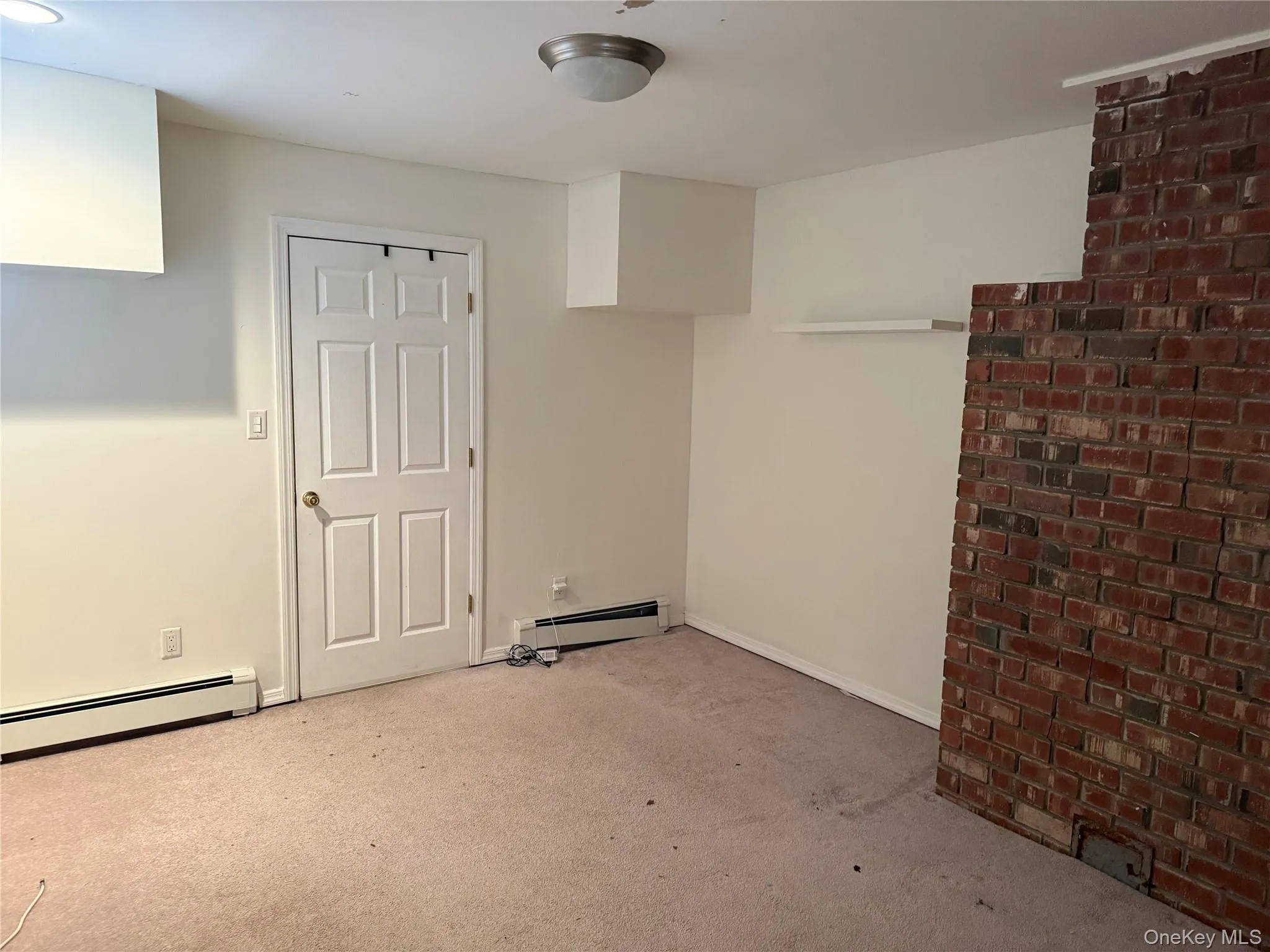 9 Stratford Road, Brookhaven, NY, 3 Bedroom Bedrooms, 8 Room Rooms,1 BathroomBathrooms,Residential Lease,For Rent,Stratford,0,1057824 9 Stratford Road, Brookhaven, NY, 3 Bedroom Bedrooms, 8 Room Rooms,1 BathroomBathrooms,Residential Lease,For Rent,Stratford,0,1057824
