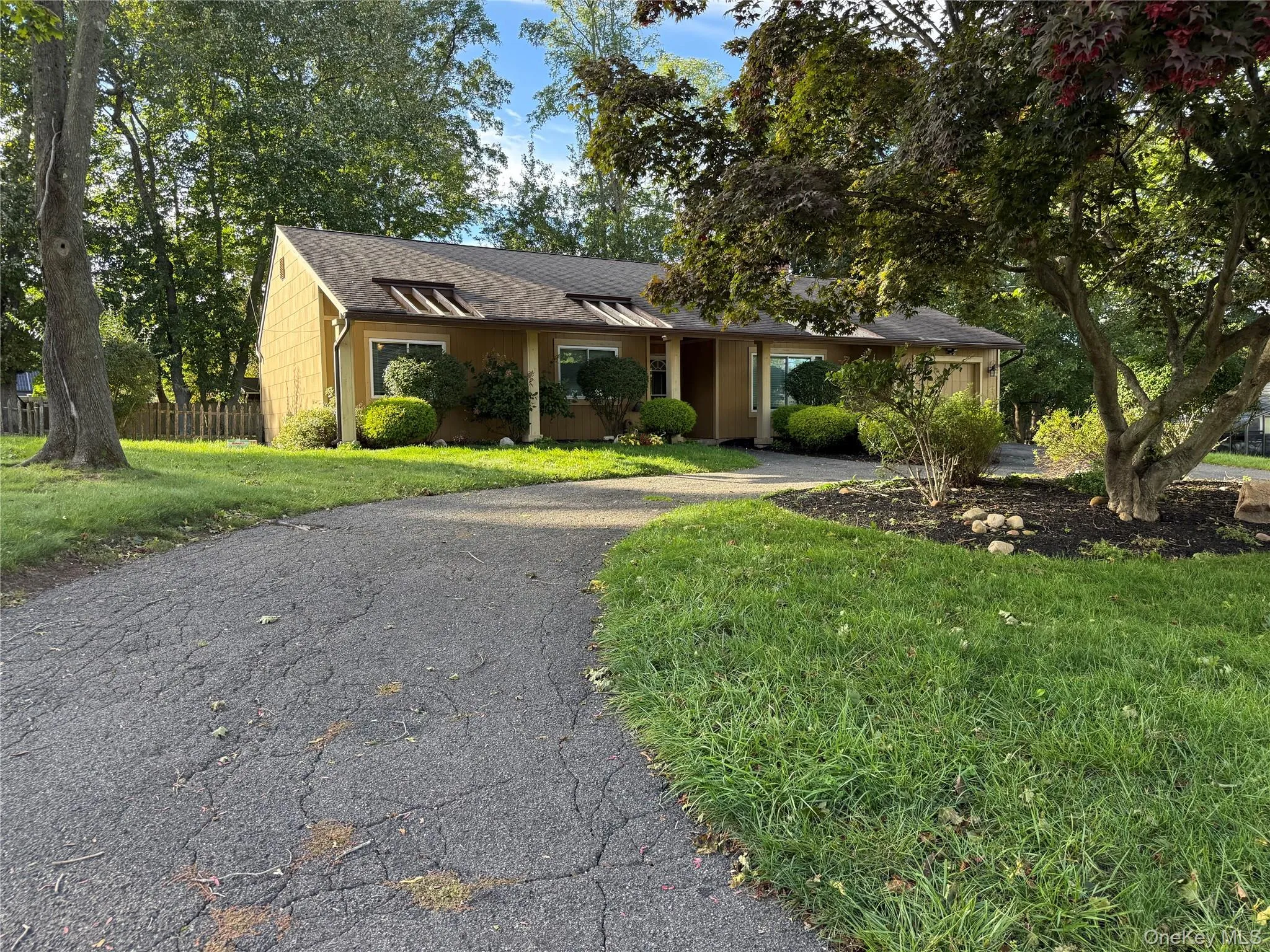 9 Stratford Road, Brookhaven, NY, 3 Bedroom Bedrooms, 8 Room Rooms,1 BathroomBathrooms,Residential Lease,For Rent,Stratford,0,1057824 9 Stratford Road, Brookhaven, NY, 3 Bedroom Bedrooms, 8 Room Rooms,1 BathroomBathrooms,Residential Lease,For Rent,Stratford,0,1057824