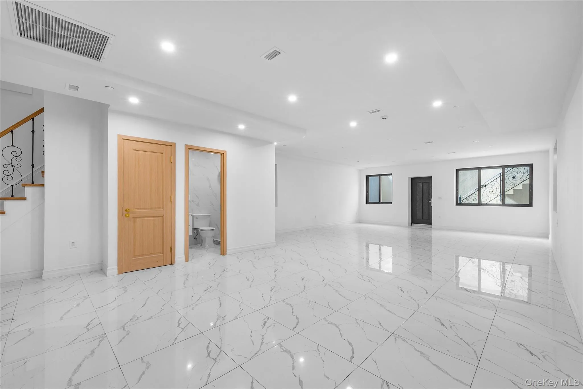 3518 221ST Street, New York, NY, 4 Bedrooms Bedrooms, 10 Rooms Rooms,4 BathroomsBathrooms,Residential,For Rent,221ST,0,1057833 3518 221ST Street, New York, NY, 4 Bedrooms Bedrooms, 10 Rooms Rooms,4 BathroomsBathrooms,Residential,For Rent,221ST,0,1057833