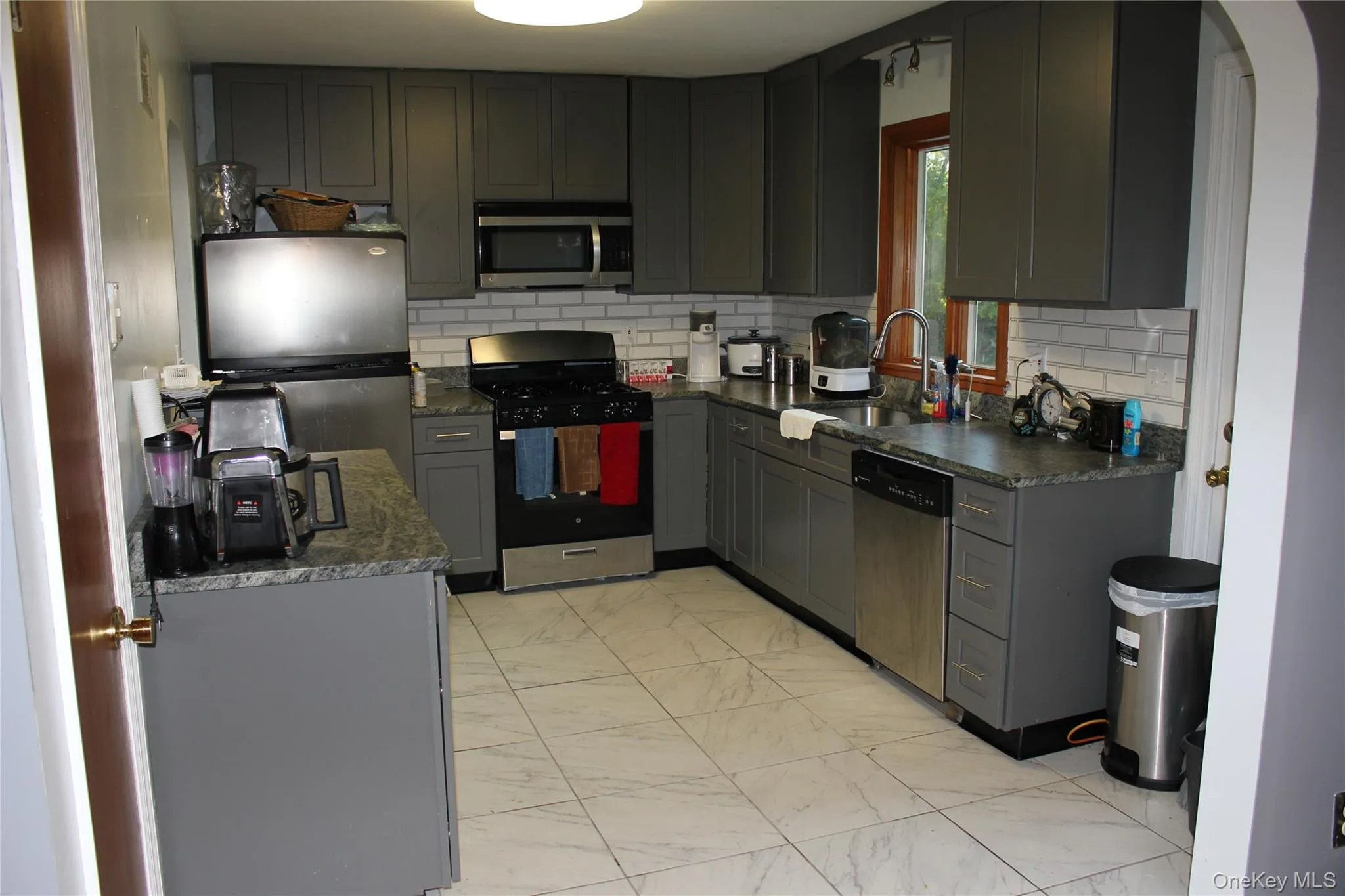 43 Laffin Lane, Poughkeepsie, NY, 5 Bedrooms Bedrooms, 8 Rooms Rooms,2 BathroomsBathrooms,Residential,For Rent,Laffin,0,1057836 43 Laffin Lane, Poughkeepsie, NY, 5 Bedrooms Bedrooms, 8 Rooms Rooms,2 BathroomsBathrooms,Residential,For Rent,Laffin,0,1057836