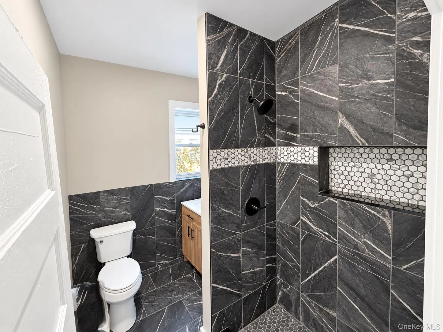 117 Hamilton Street, Poughkeepsie, NY, 3 Bedrooms Bedrooms, 5 Rooms Rooms,1 BathroomBathrooms,Residential Lease,For Rent,Hamilton,0,1057840 117 Hamilton Street, Poughkeepsie, NY, 3 Bedrooms Bedrooms, 5 Rooms Rooms,1 BathroomBathrooms,Residential Lease,For Rent,Hamilton,0,1057840