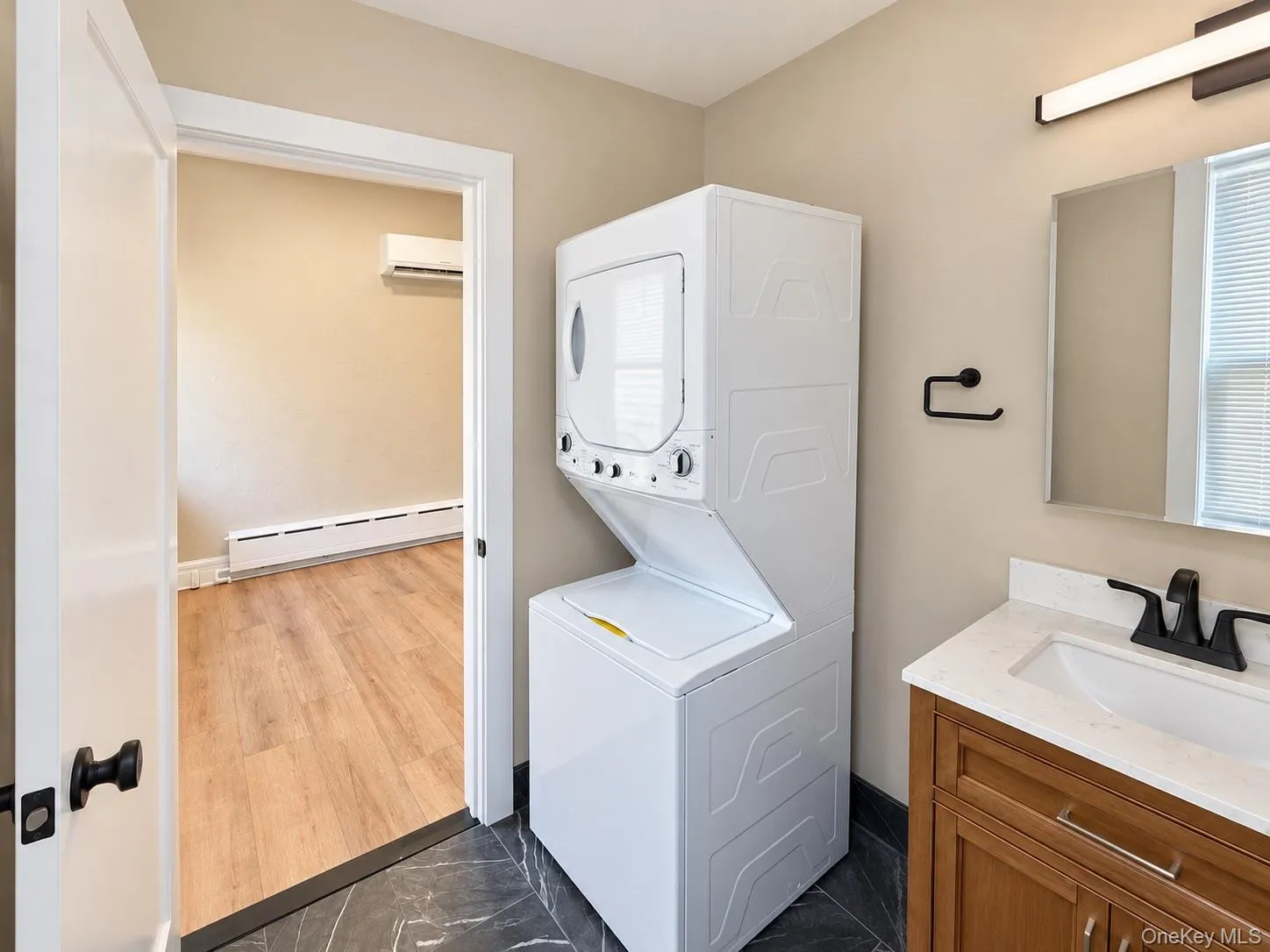 117 Hamilton Street, Poughkeepsie, NY, 3 Bedrooms Bedrooms, 5 Rooms Rooms,1 BathroomBathrooms,Residential Lease,For Rent,Hamilton,0,1057840 117 Hamilton Street, Poughkeepsie, NY, 3 Bedrooms Bedrooms, 5 Rooms Rooms,1 BathroomBathrooms,Residential Lease,For Rent,Hamilton,0,1057840