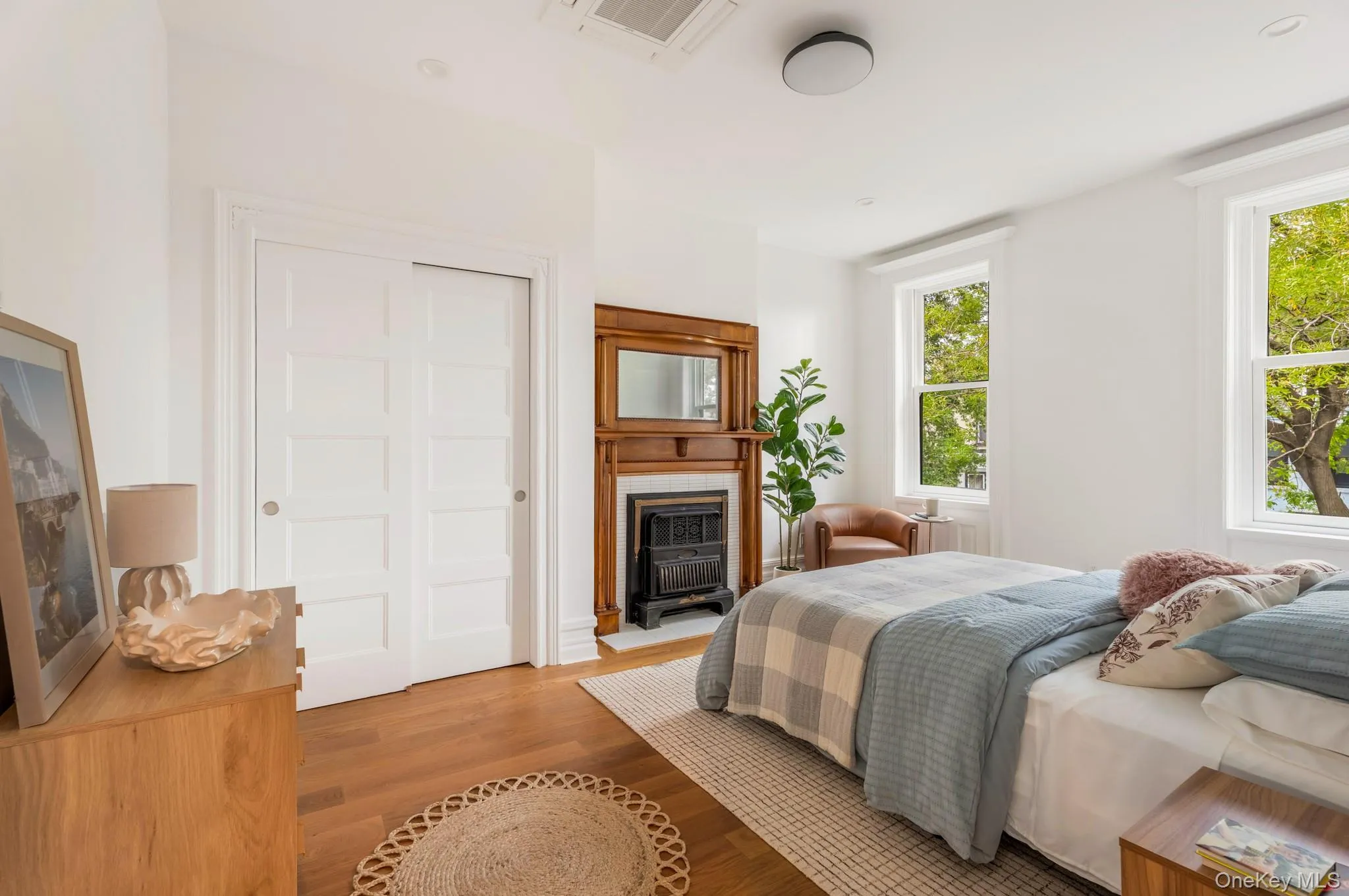 175 Rutland Road, New York, NY, 4 Bedrooms Bedrooms, 8 Rooms Rooms,3 BathroomsBathrooms,Residential,For Rent,Rutland,0,1057843 175 Rutland Road, New York, NY, 4 Bedrooms Bedrooms, 8 Rooms Rooms,3 BathroomsBathrooms,Residential,For Rent,Rutland,0,1057843