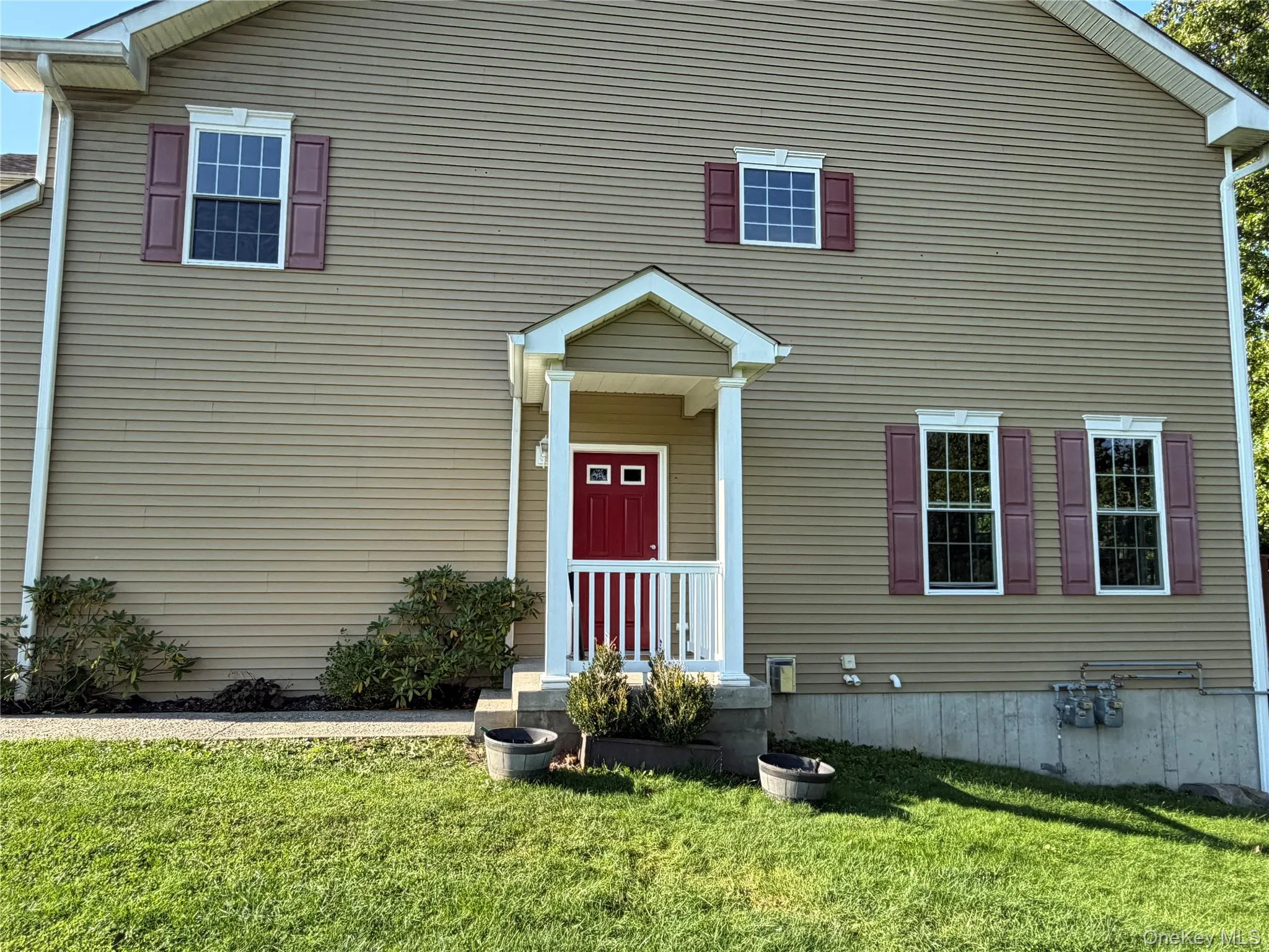 side entrance side entrance