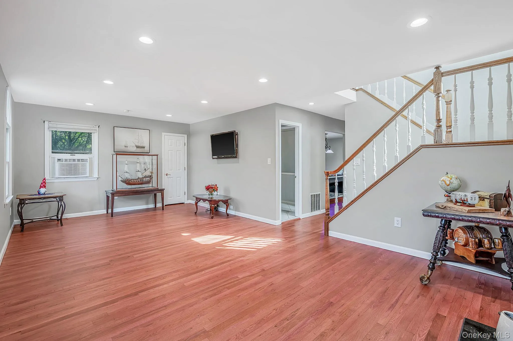 1400 Wave Avenue, Brookhaven, NY, 3 Bedrooms Bedrooms, 8 Rooms Rooms,2 BathroomsBathrooms,Residential,For Rent,Wave,0,1057861 1400 Wave Avenue, Brookhaven, NY, 3 Bedrooms Bedrooms, 8 Rooms Rooms,2 BathroomsBathrooms,Residential,For Rent,Wave,0,1057861