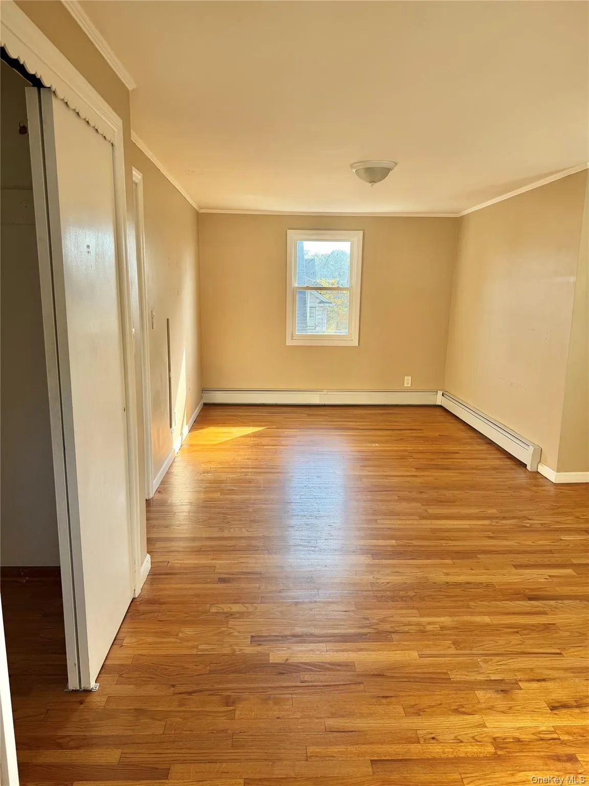 92 S Fulton Street, Hempstead, NY, 1 Bedroom Bedrooms, 5 Room Rooms,1 BathroomBathrooms,Residential Lease,For Rent,S Fulton,0,1057865 92 S Fulton Street, Hempstead, NY, 1 Bedroom Bedrooms, 5 Room Rooms,1 BathroomBathrooms,Residential Lease,For Rent,S Fulton,0,1057865