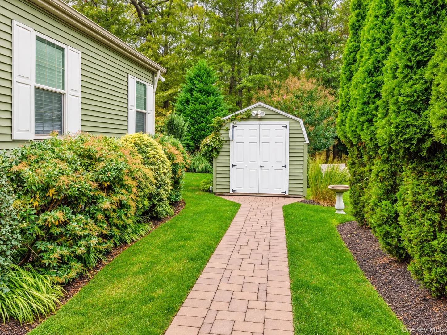 1661 Old Country Road, Riverhead, NY, 3 Bedrooms Bedrooms, 6 Rooms Rooms,2 BathroomsBathrooms,Residential,For Rent,Old Country,0,1057866 1661 Old Country Road, Riverhead, NY, 3 Bedrooms Bedrooms, 6 Rooms Rooms,2 BathroomsBathrooms,Residential,For Rent,Old Country,0,1057866