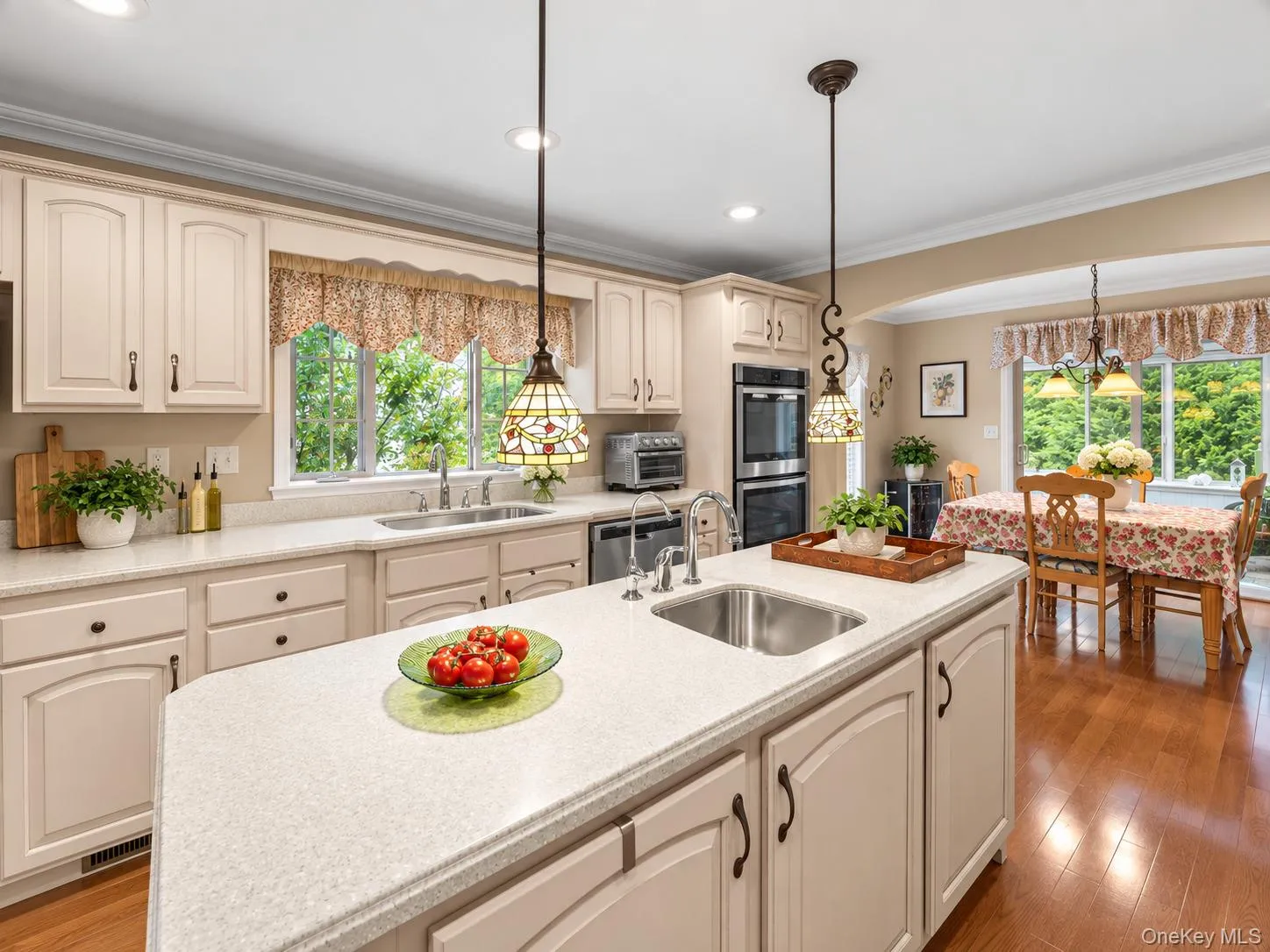 1661 Old Country Road, Riverhead, NY, 3 Bedrooms Bedrooms, 6 Rooms Rooms,2 BathroomsBathrooms,Residential,For Rent,Old Country,0,1057866 1661 Old Country Road, Riverhead, NY, 3 Bedrooms Bedrooms, 6 Rooms Rooms,2 BathroomsBathrooms,Residential,For Rent,Old Country,0,1057866