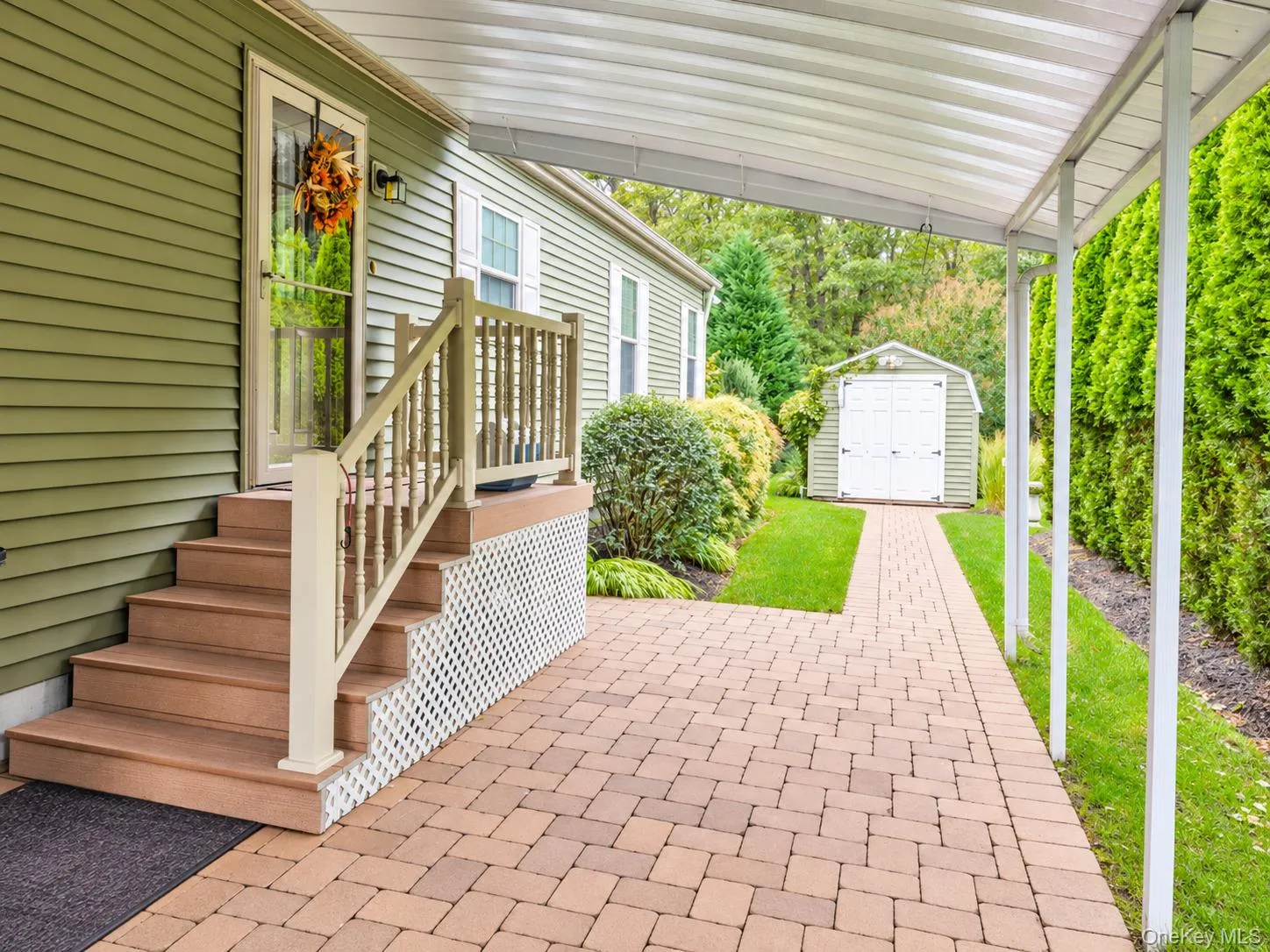 1661 Old Country Road, Riverhead, NY, 3 Bedrooms Bedrooms, 6 Rooms Rooms,2 BathroomsBathrooms,Residential,For Rent,Old Country,0,1057866 1661 Old Country Road, Riverhead, NY, 3 Bedrooms Bedrooms, 6 Rooms Rooms,2 BathroomsBathrooms,Residential,For Rent,Old Country,0,1057866