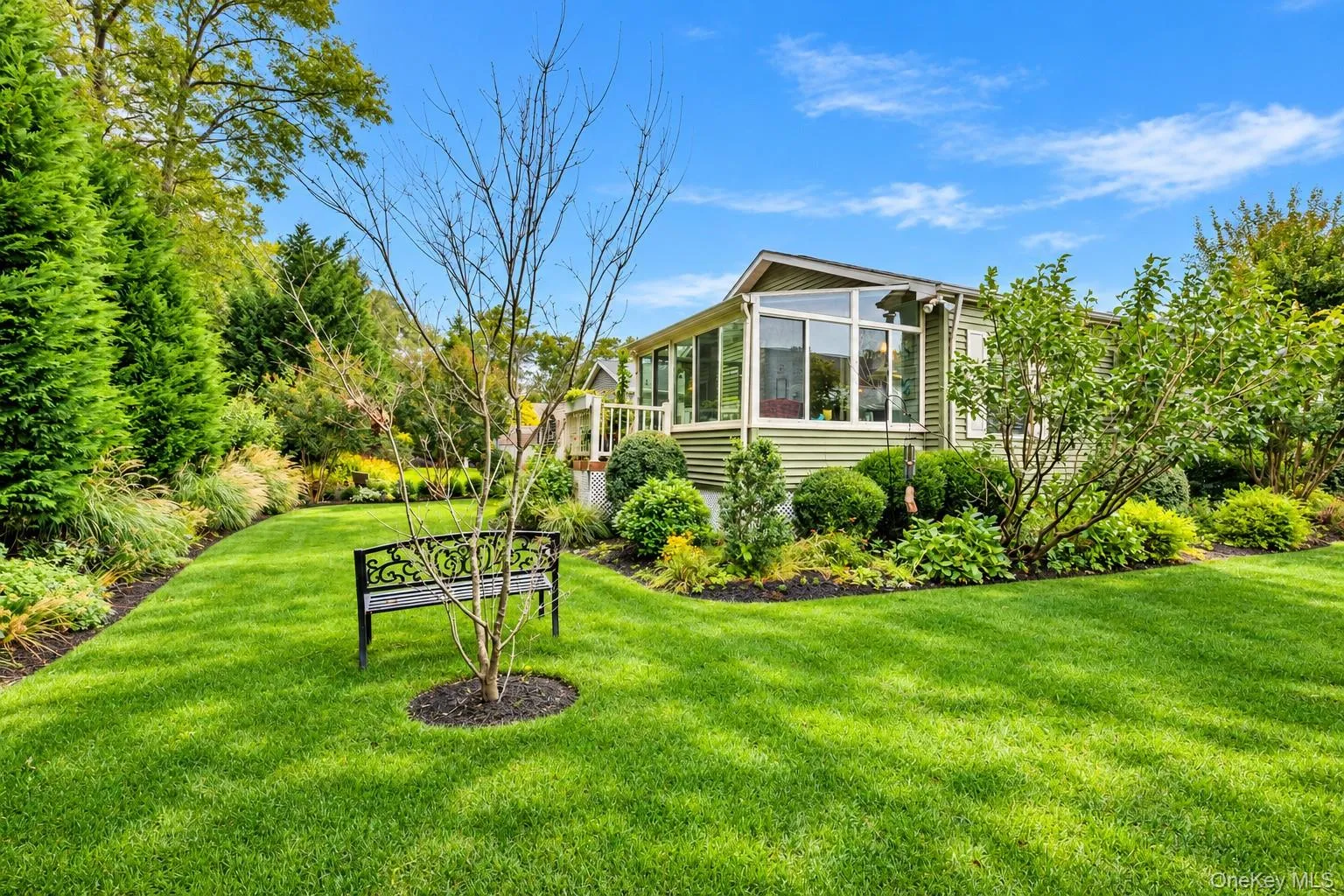 1661 Old Country Road, Riverhead, NY, 3 Bedrooms Bedrooms, 6 Rooms Rooms,2 BathroomsBathrooms,Residential,For Rent,Old Country,0,1057866 1661 Old Country Road, Riverhead, NY, 3 Bedrooms Bedrooms, 6 Rooms Rooms,2 BathroomsBathrooms,Residential,For Rent,Old Country,0,1057866