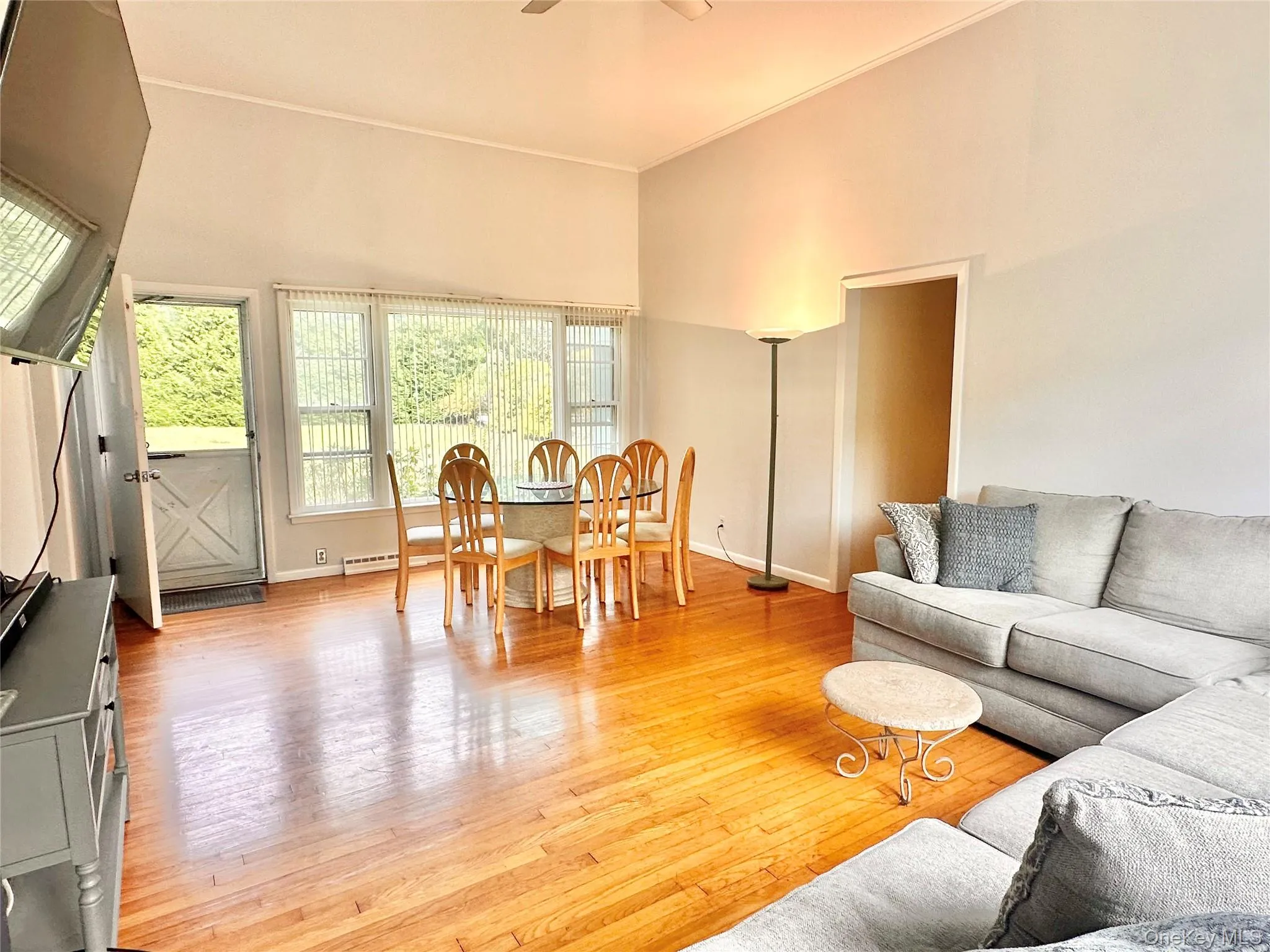 51 Bellows Terrace, Southampton, NY, 3 Bedroom Bedrooms, 7 Room Rooms,2 BathroomBathrooms,Residential Lease,For Rent,Bellows,0,1057867 51 Bellows Terrace, Southampton, NY, 3 Bedroom Bedrooms, 7 Room Rooms,2 BathroomBathrooms,Residential Lease,For Rent,Bellows,0,1057867