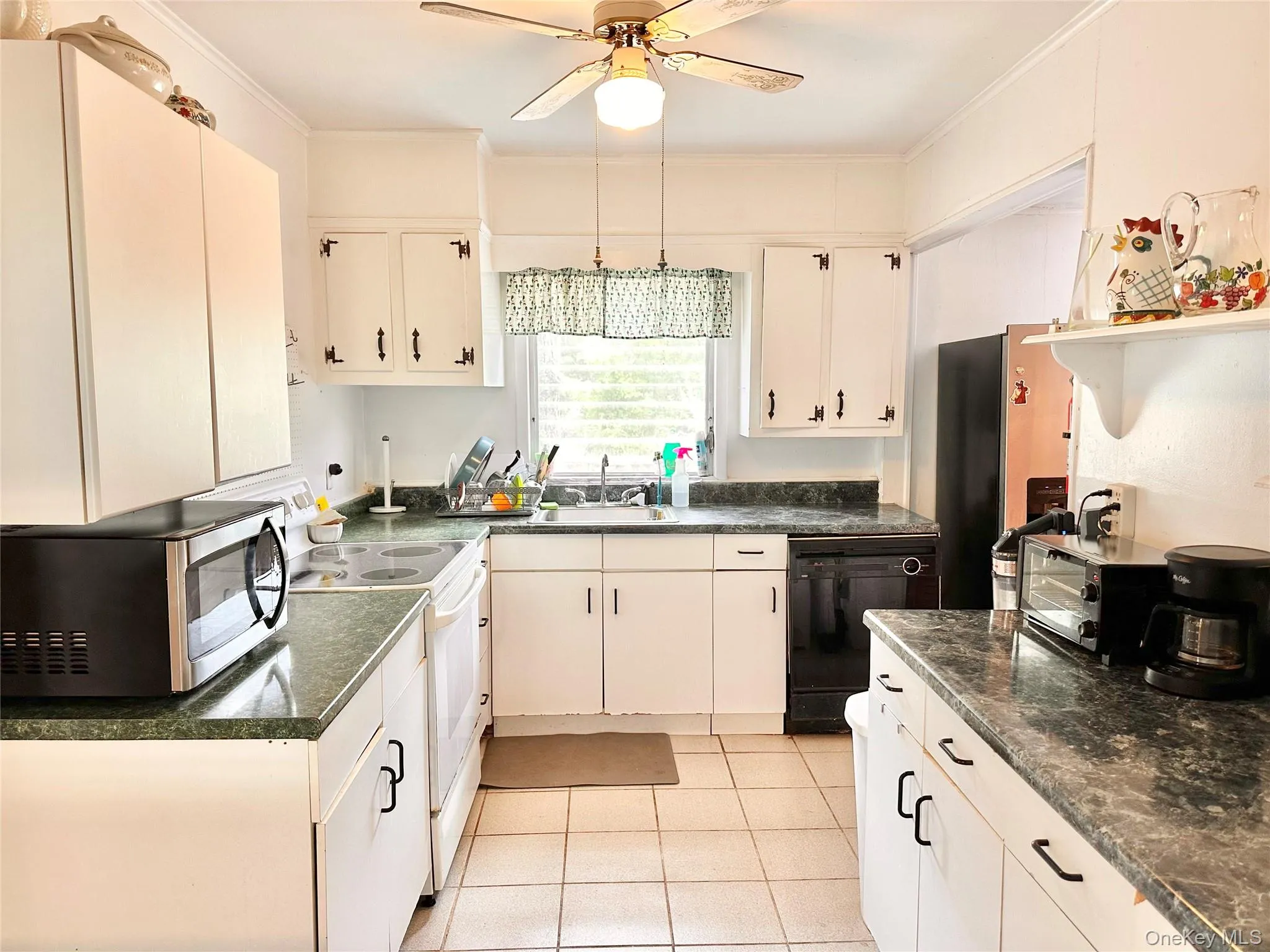 51 Bellows Terrace, Southampton, NY, 3 Bedroom Bedrooms, 7 Room Rooms,2 BathroomBathrooms,Residential Lease,For Rent,Bellows,0,1057867 51 Bellows Terrace, Southampton, NY, 3 Bedroom Bedrooms, 7 Room Rooms,2 BathroomBathrooms,Residential Lease,For Rent,Bellows,0,1057867