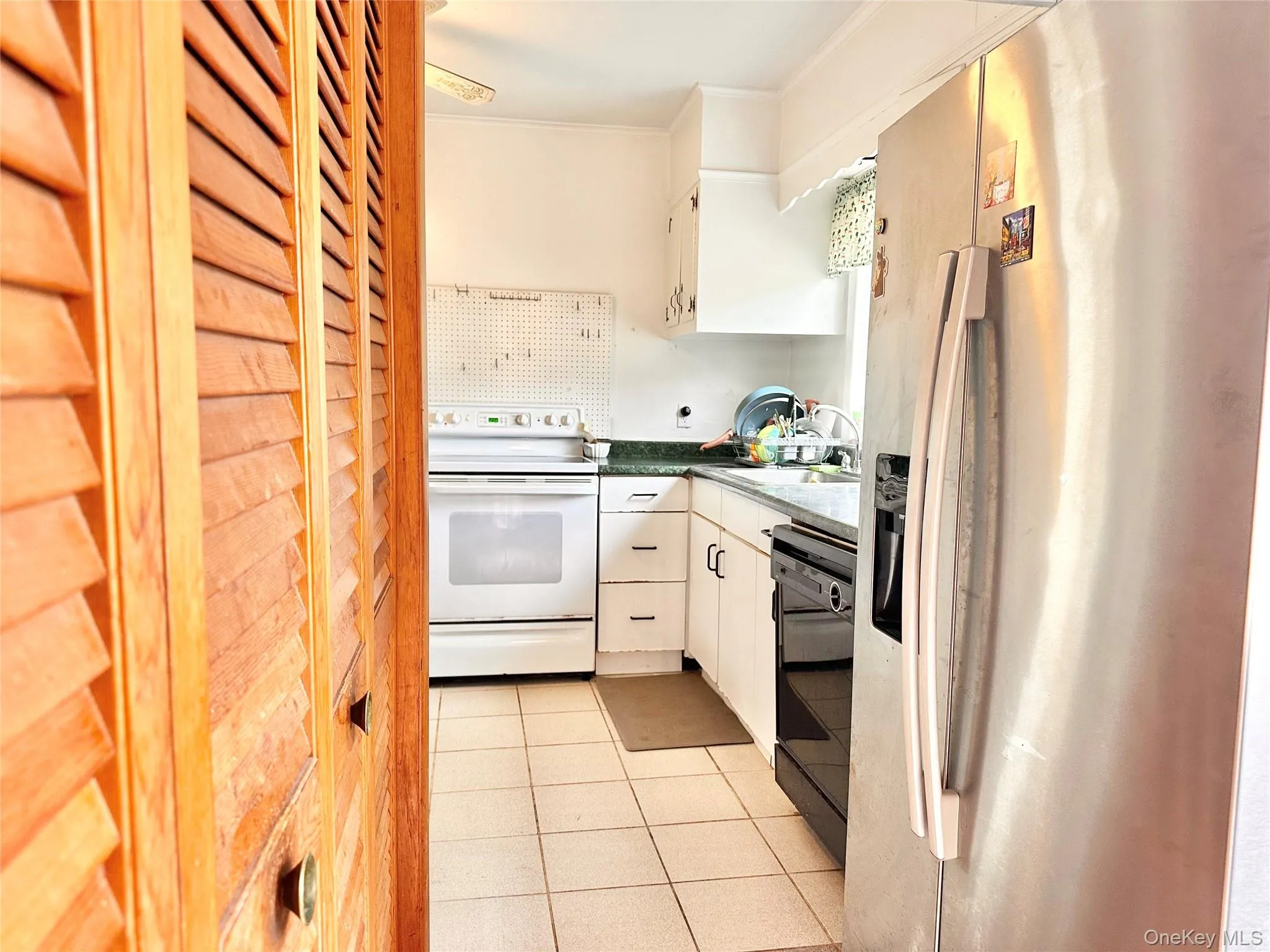 51 Bellows Terrace, Southampton, NY, 3 Bedroom Bedrooms, 7 Room Rooms,2 BathroomBathrooms,Residential Lease,For Rent,Bellows,0,1057867 51 Bellows Terrace, Southampton, NY, 3 Bedroom Bedrooms, 7 Room Rooms,2 BathroomBathrooms,Residential Lease,For Rent,Bellows,0,1057867