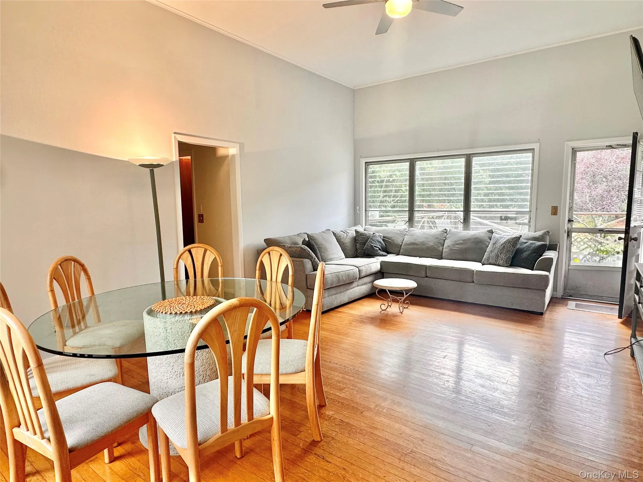 51 Bellows Terrace, Southampton, NY, 3 Bedroom Bedrooms, 7 Room Rooms,2 BathroomBathrooms,Residential Lease,For Rent,Bellows,0,1057867 51 Bellows Terrace, Southampton, NY, 3 Bedroom Bedrooms, 7 Room Rooms,2 BathroomBathrooms,Residential Lease,For Rent,Bellows,0,1057867
