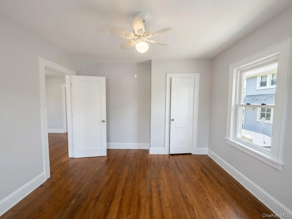 122 Greenvale Avenue, Yonkers, NY, 3 Bedrooms Bedrooms, 6 Rooms Rooms,1 BathroomBathrooms,Residential Lease,For Rent,Greenvale,0,1057870 122 Greenvale Avenue, Yonkers, NY, 3 Bedrooms Bedrooms, 6 Rooms Rooms,1 BathroomBathrooms,Residential Lease,For Rent,Greenvale,0,1057870