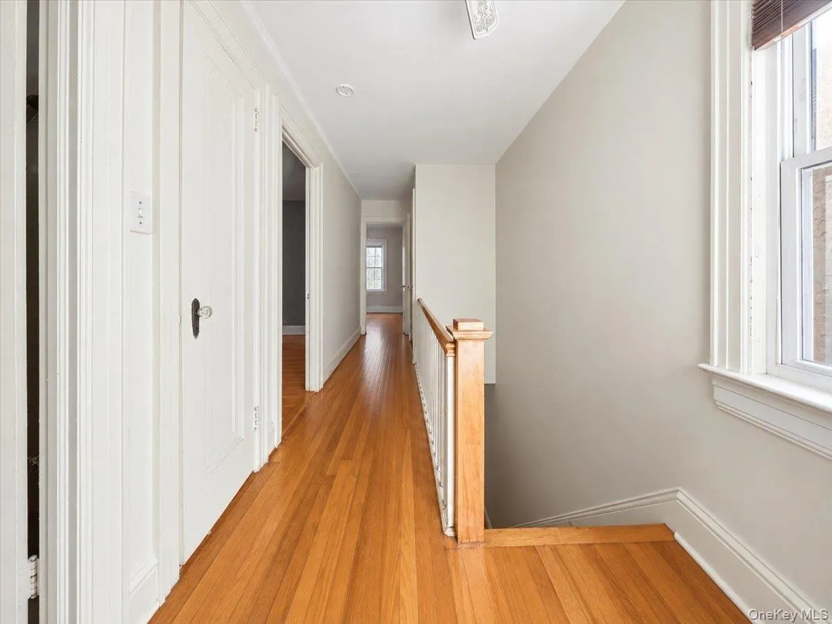 2727 Morgan Avenue, New York, NY, 3 Bedrooms Bedrooms, 6 Rooms Rooms,1 BathroomBathrooms,Residential,For Rent,Morgan,0,1057871 2727 Morgan Avenue, New York, NY, 3 Bedrooms Bedrooms, 6 Rooms Rooms,1 BathroomBathrooms,Residential,For Rent,Morgan,0,1057871