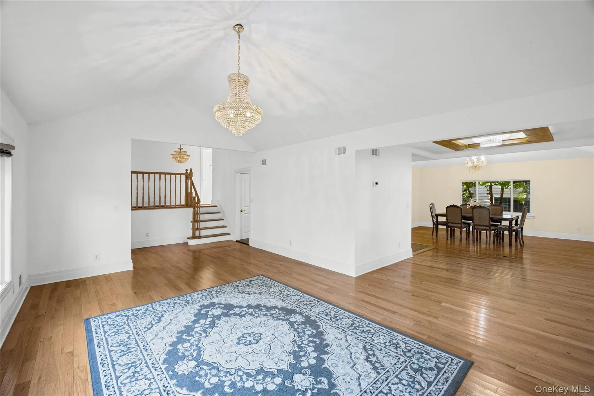 21 Oxford Boulevard, North Hempstead, NY, 4 Bedrooms Bedrooms, 6 Rooms Rooms,2 BathroomsBathrooms,Residential,For Rent,Oxford,0,1057886 21 Oxford Boulevard, North Hempstead, NY, 4 Bedrooms Bedrooms, 6 Rooms Rooms,2 BathroomsBathrooms,Residential,For Rent,Oxford,0,1057886
