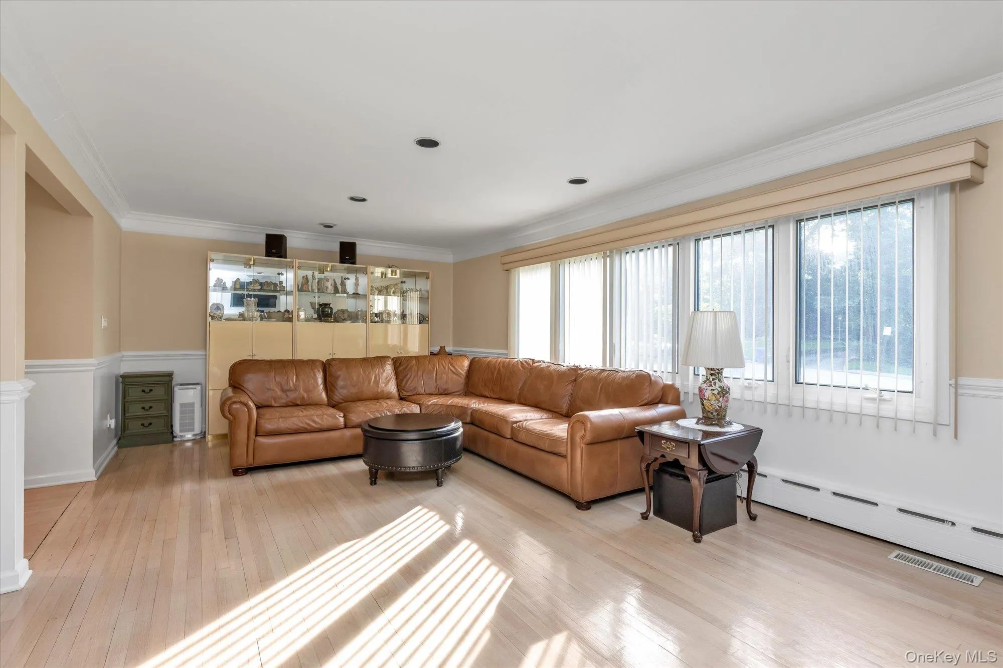 24 Summit Road, North Hempstead, NY, 5 Bedrooms Bedrooms, 9 Rooms Rooms,3 BathroomsBathrooms,Residential,For Rent,Summit,0,1057896 24 Summit Road, North Hempstead, NY, 5 Bedrooms Bedrooms, 9 Rooms Rooms,3 BathroomsBathrooms,Residential,For Rent,Summit,0,1057896