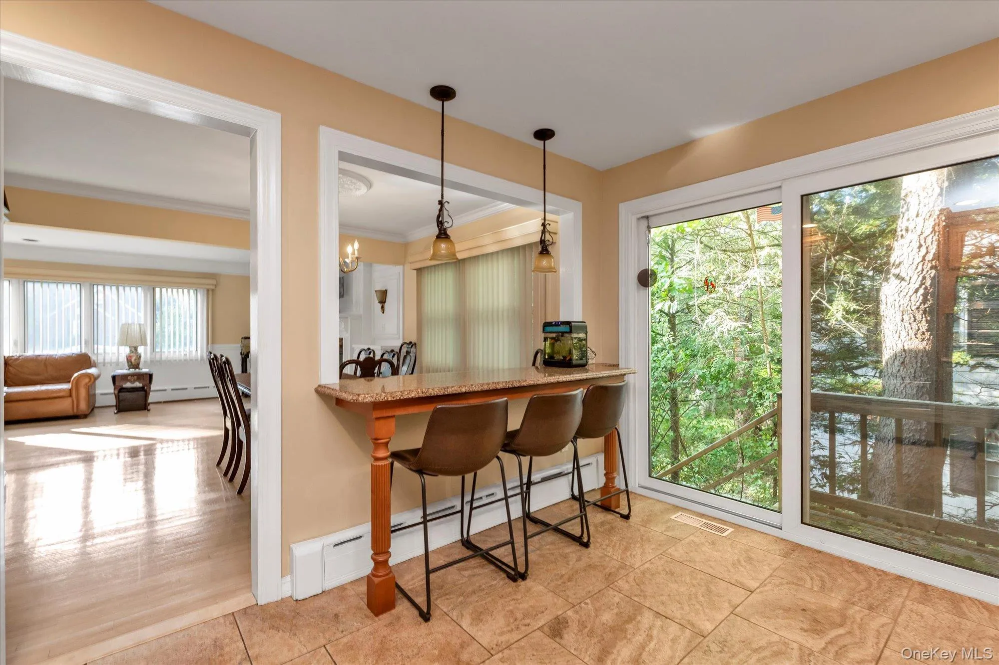 24 Summit Road, North Hempstead, NY, 5 Bedrooms Bedrooms, 9 Rooms Rooms,3 BathroomsBathrooms,Residential,For Rent,Summit,0,1057896 24 Summit Road, North Hempstead, NY, 5 Bedrooms Bedrooms, 9 Rooms Rooms,3 BathroomsBathrooms,Residential,For Rent,Summit,0,1057896
