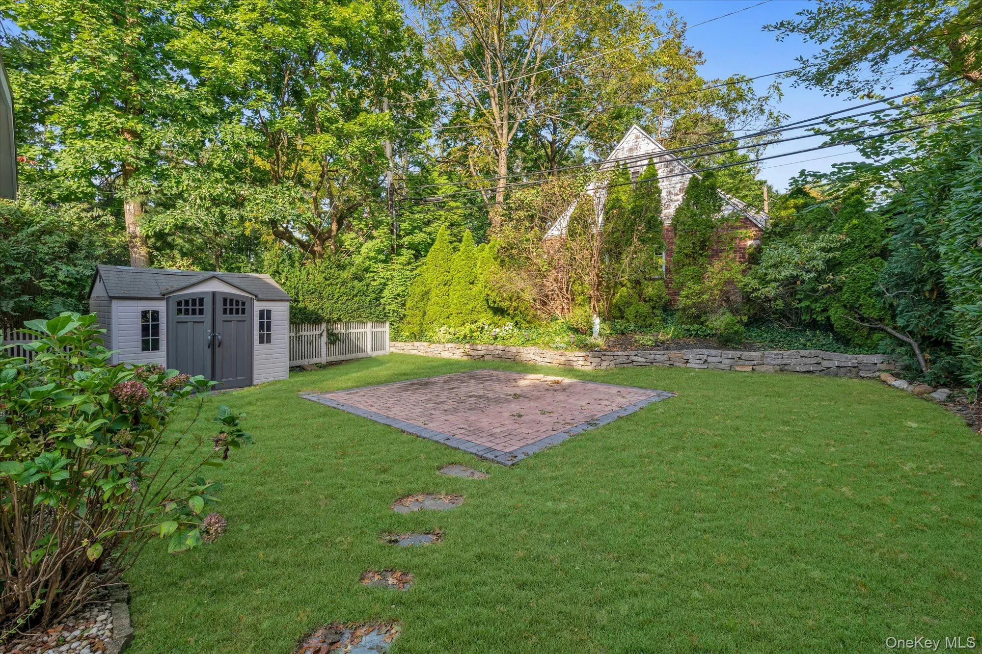24 Summit Road, North Hempstead, NY, 5 Bedrooms Bedrooms, 9 Rooms Rooms,3 BathroomsBathrooms,Residential,For Rent,Summit,0,1057896 24 Summit Road, North Hempstead, NY, 5 Bedrooms Bedrooms, 9 Rooms Rooms,3 BathroomsBathrooms,Residential,For Rent,Summit,0,1057896